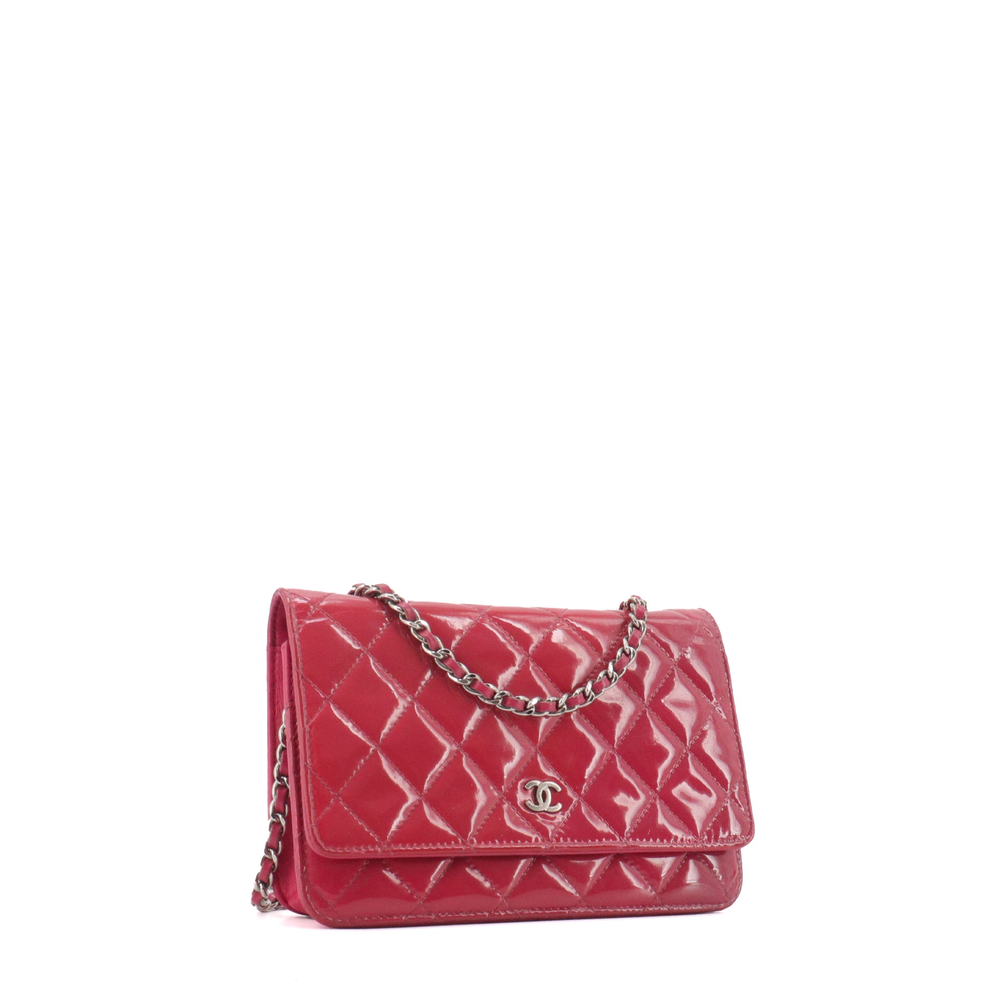 CHANEL - Sac Wallet on chain Timeless Chanel en cuir verni rose