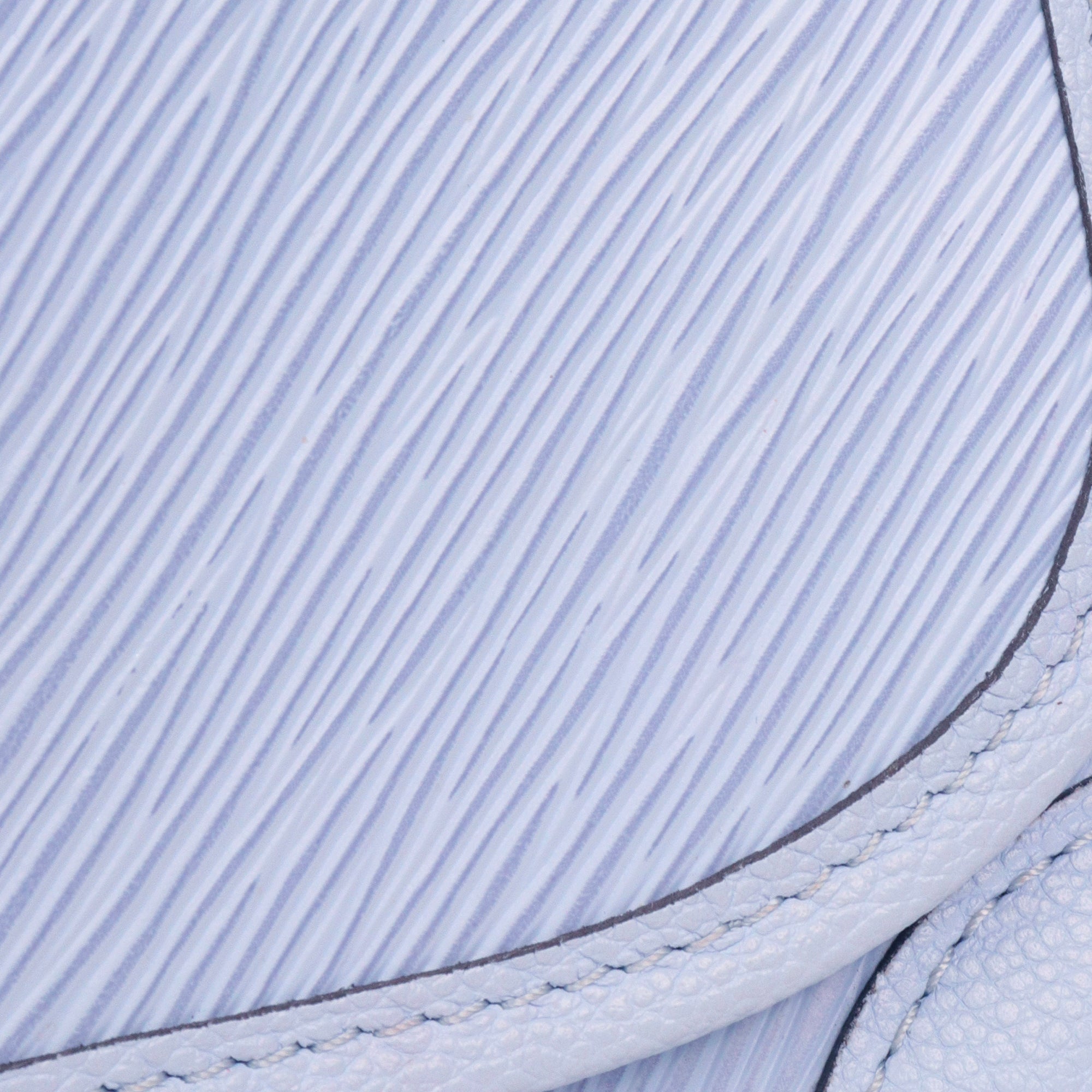 LOUIS VUITTON - Sac à bandoulière Buci Louis Vuitton en cuir bleu