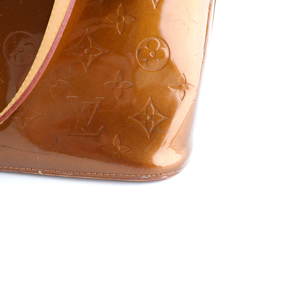 LOUIS VUITTON - Sac à main Houston en cuir verni empreinte