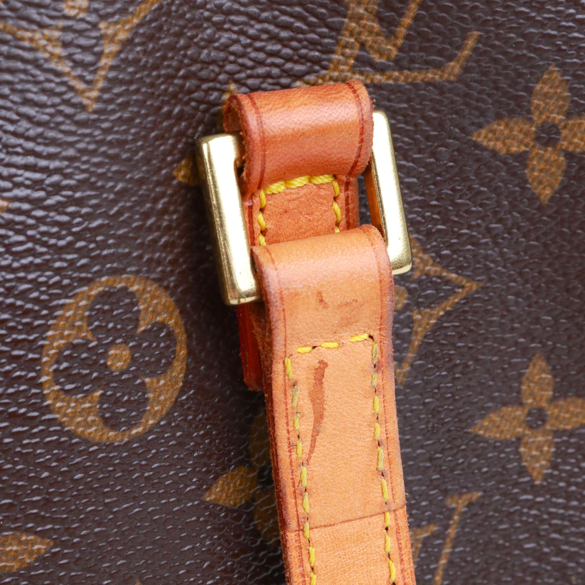 LOUIS VUITTON - Sac à main Cité Louis Vuitton en toile monogrammée vintage