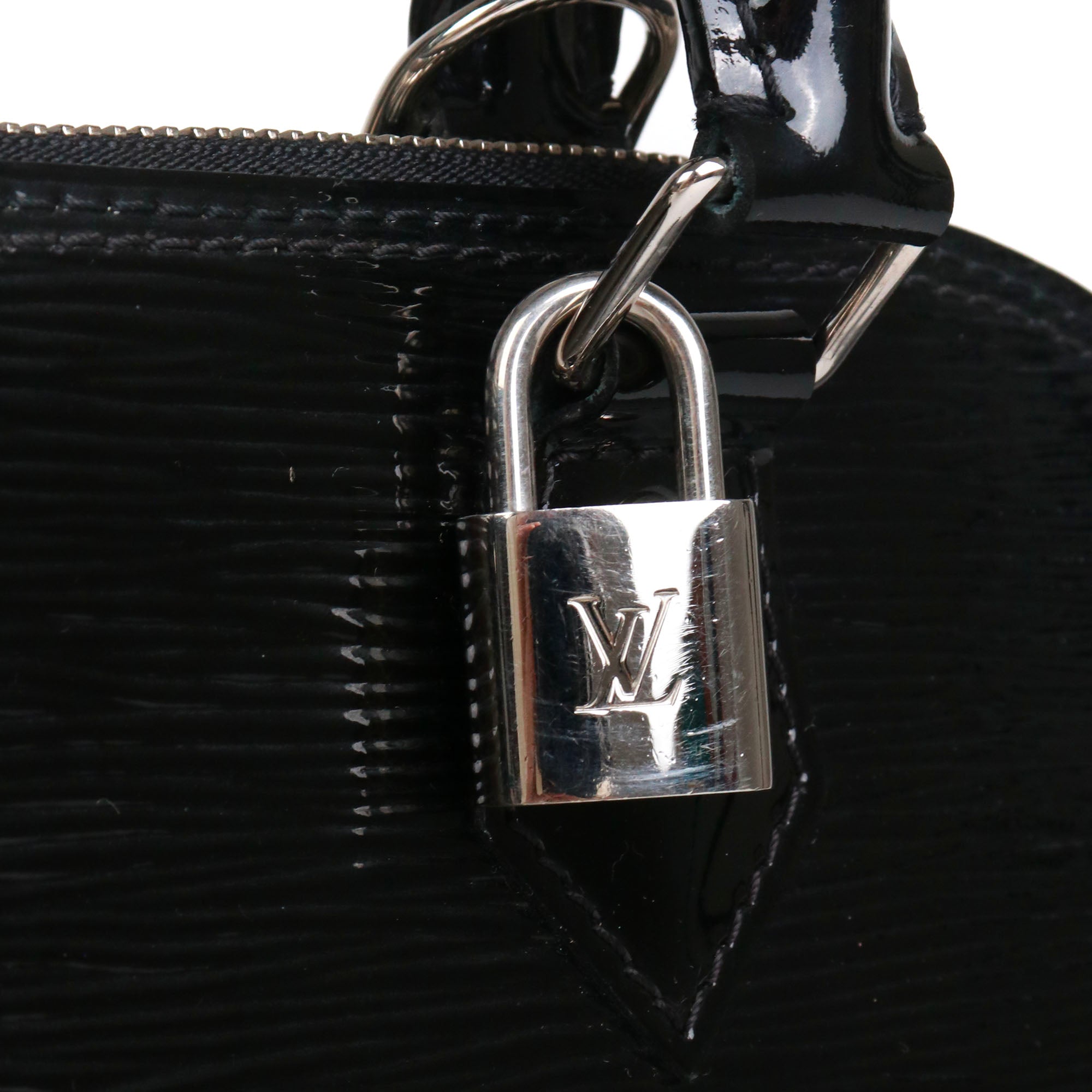 LOUIS VUITTON - Sac à main Alma PM Louis Vuitton en cuir épi verni noir