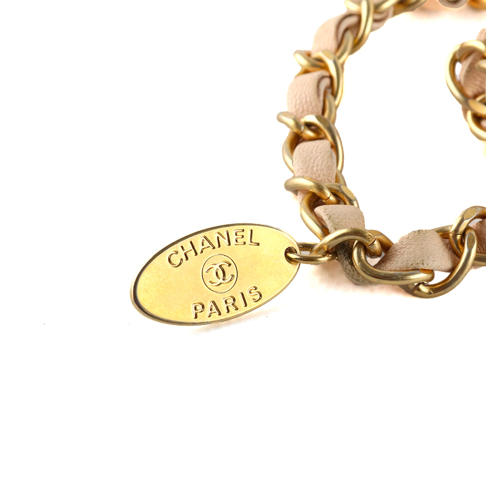 CHANEL - Sac à main Timeless 23 en cuir chevrons beige