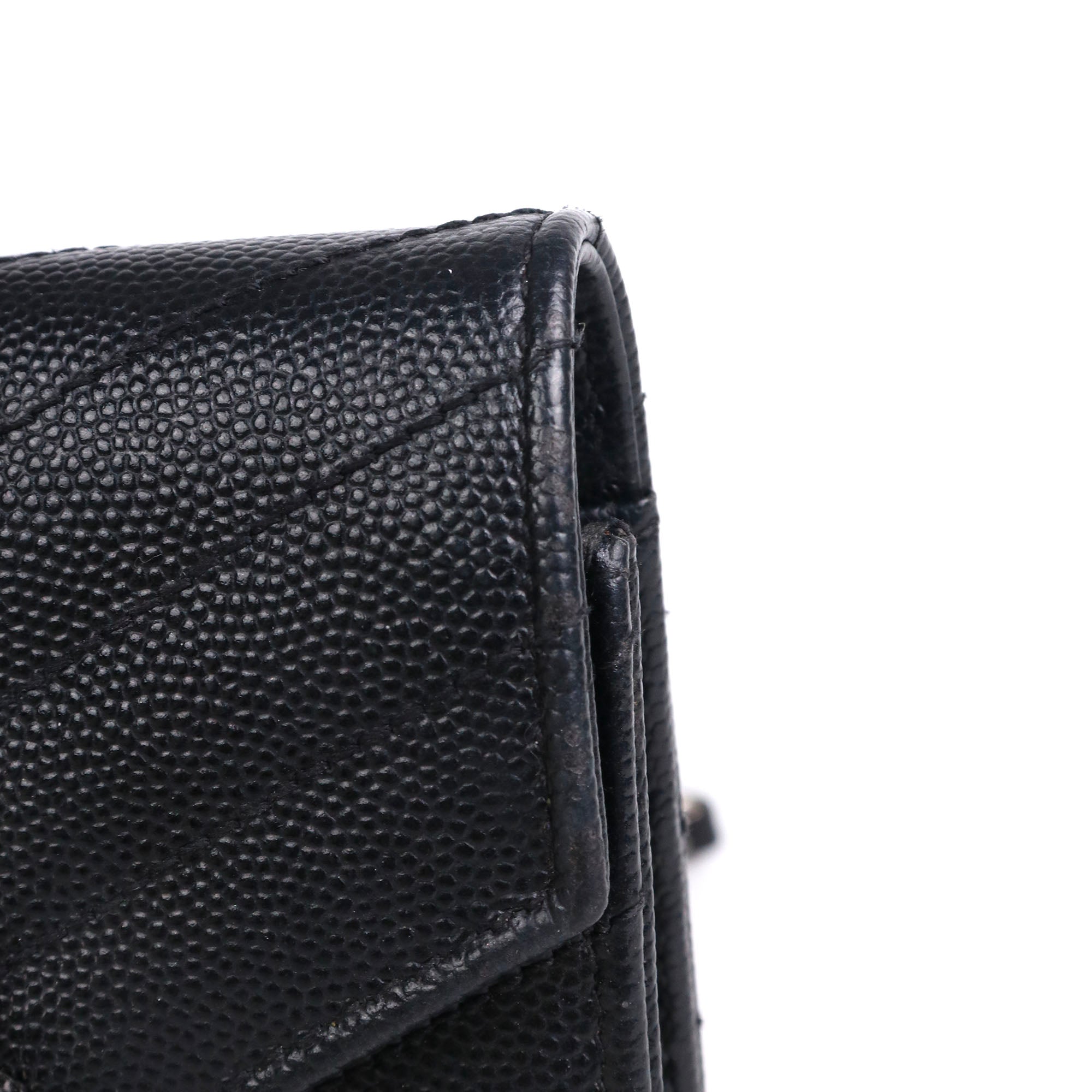 SAINT LAURENT - Pochette Cassandre Saint Laurent en cuir grainé noir