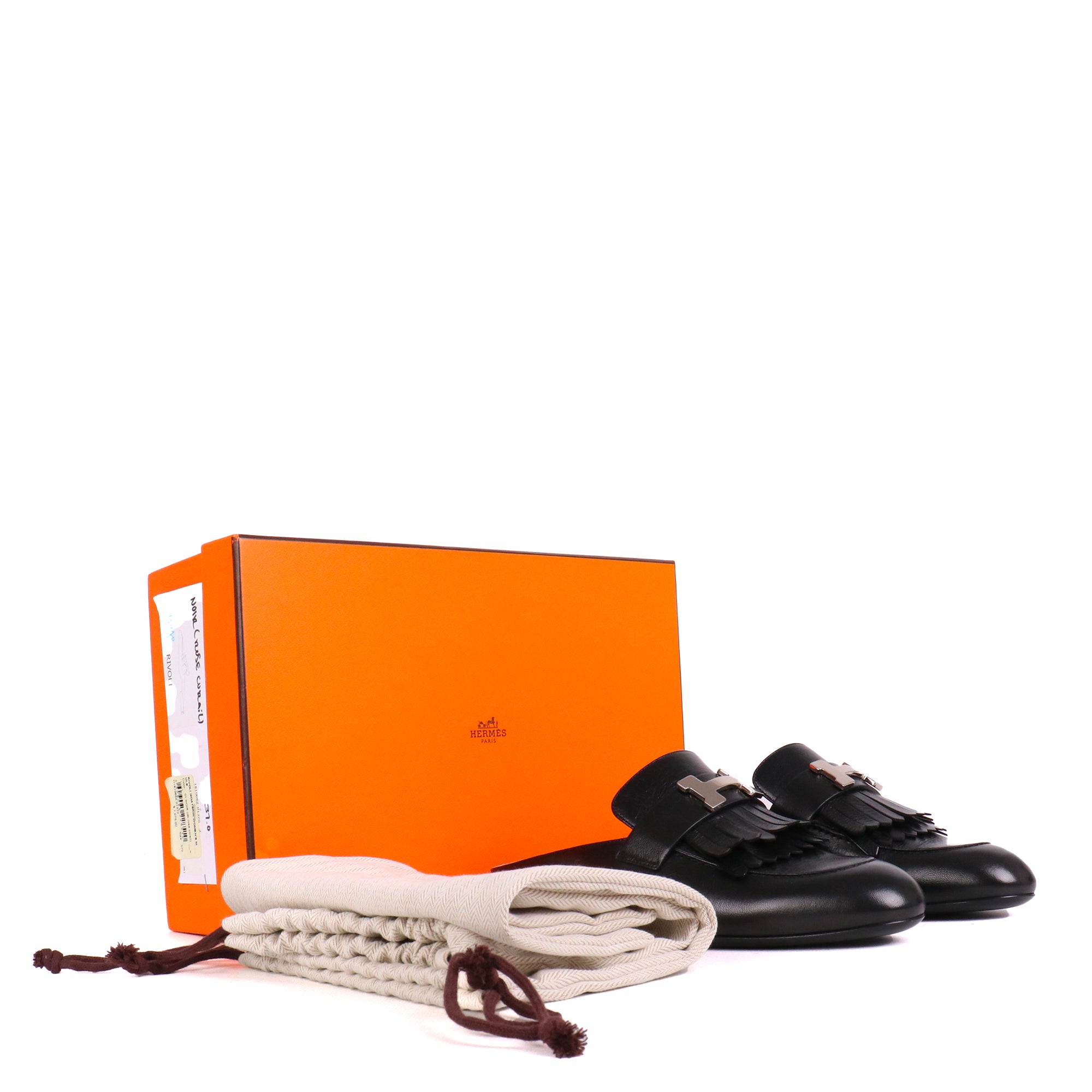 HERMÈS - Chypre sandals in black smooth leather (T36)