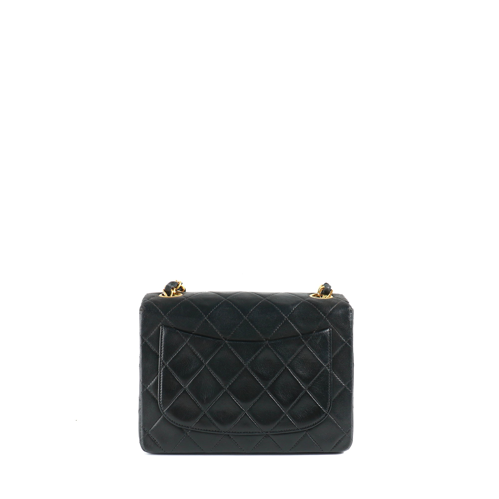 CHANEL - Sac à main Timeless Mini Square en cuir noir vintage