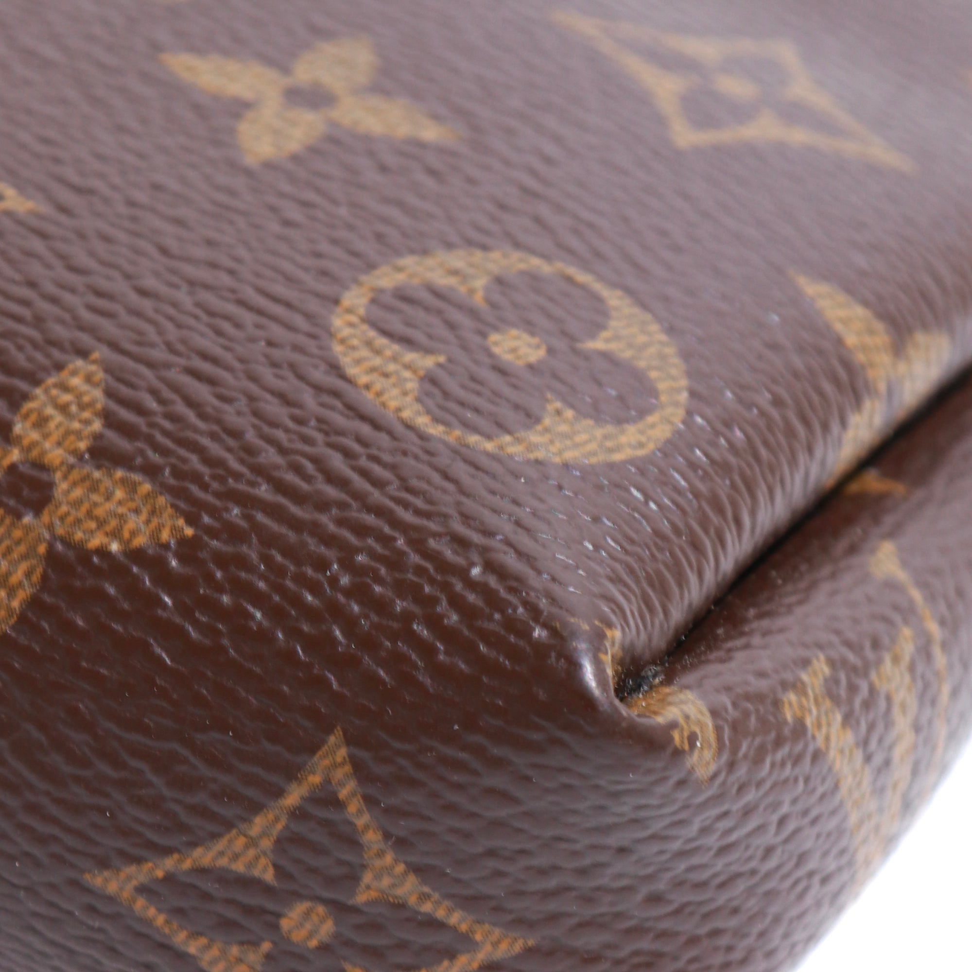 LOUIS VUITTON - Sac à bandoulière Pallas Monogram classique en cuir noir