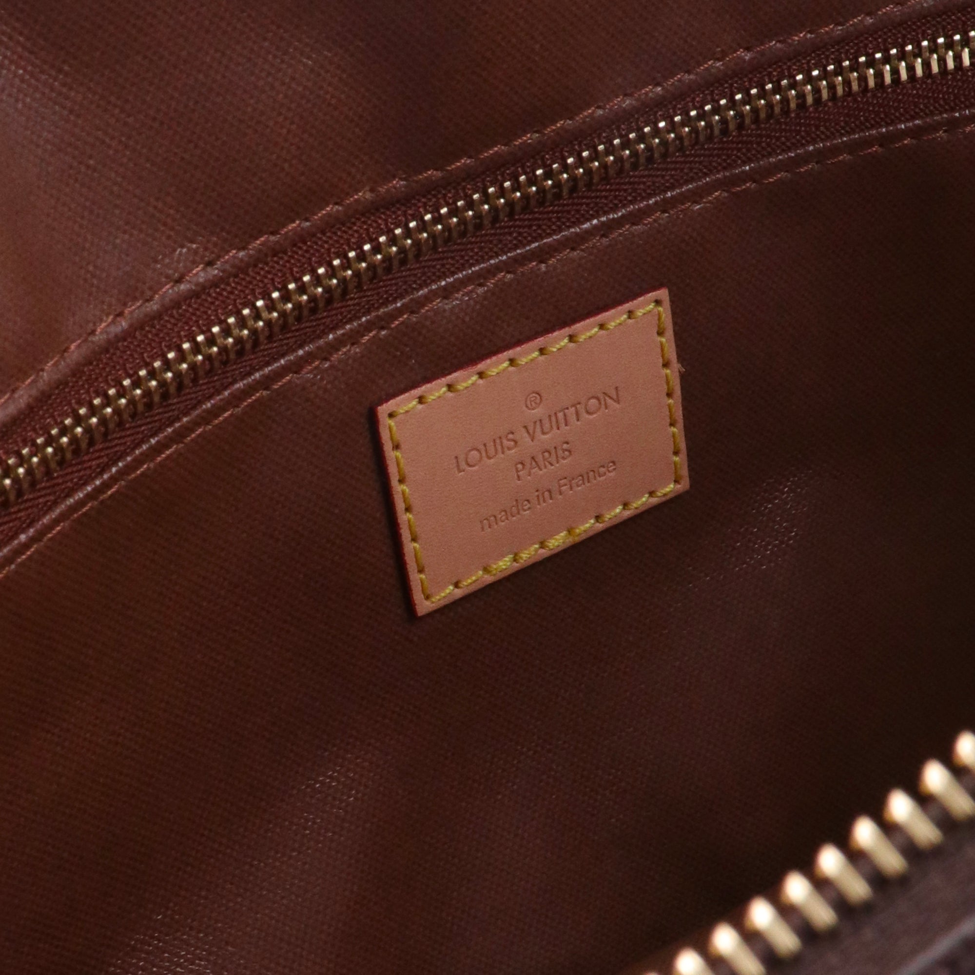 LOUIS VUITTON - Trousse de Toilette 25 Louis Vuitton en toile monogrammée