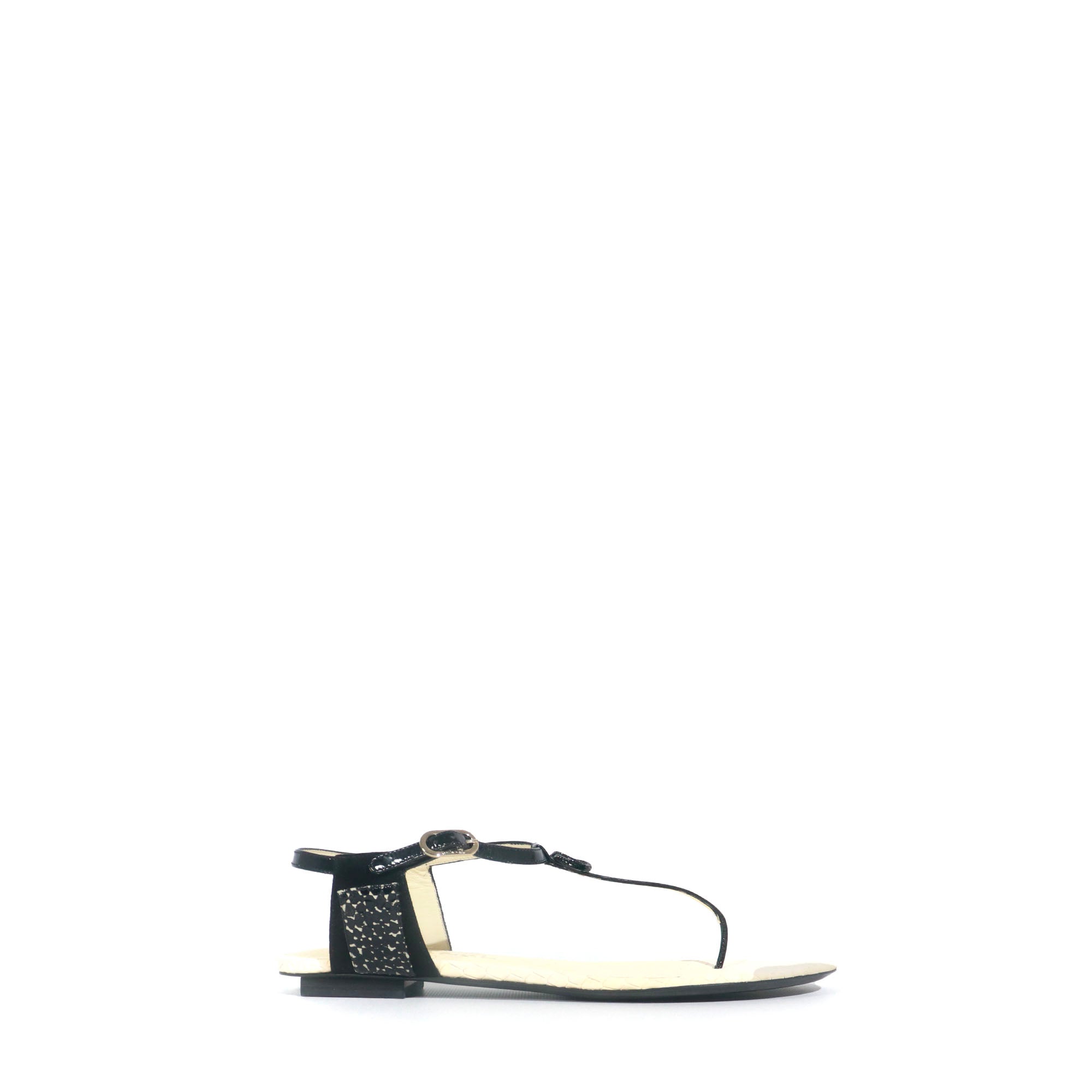 CHANEL - Sandales plates CC en cuir (T39)