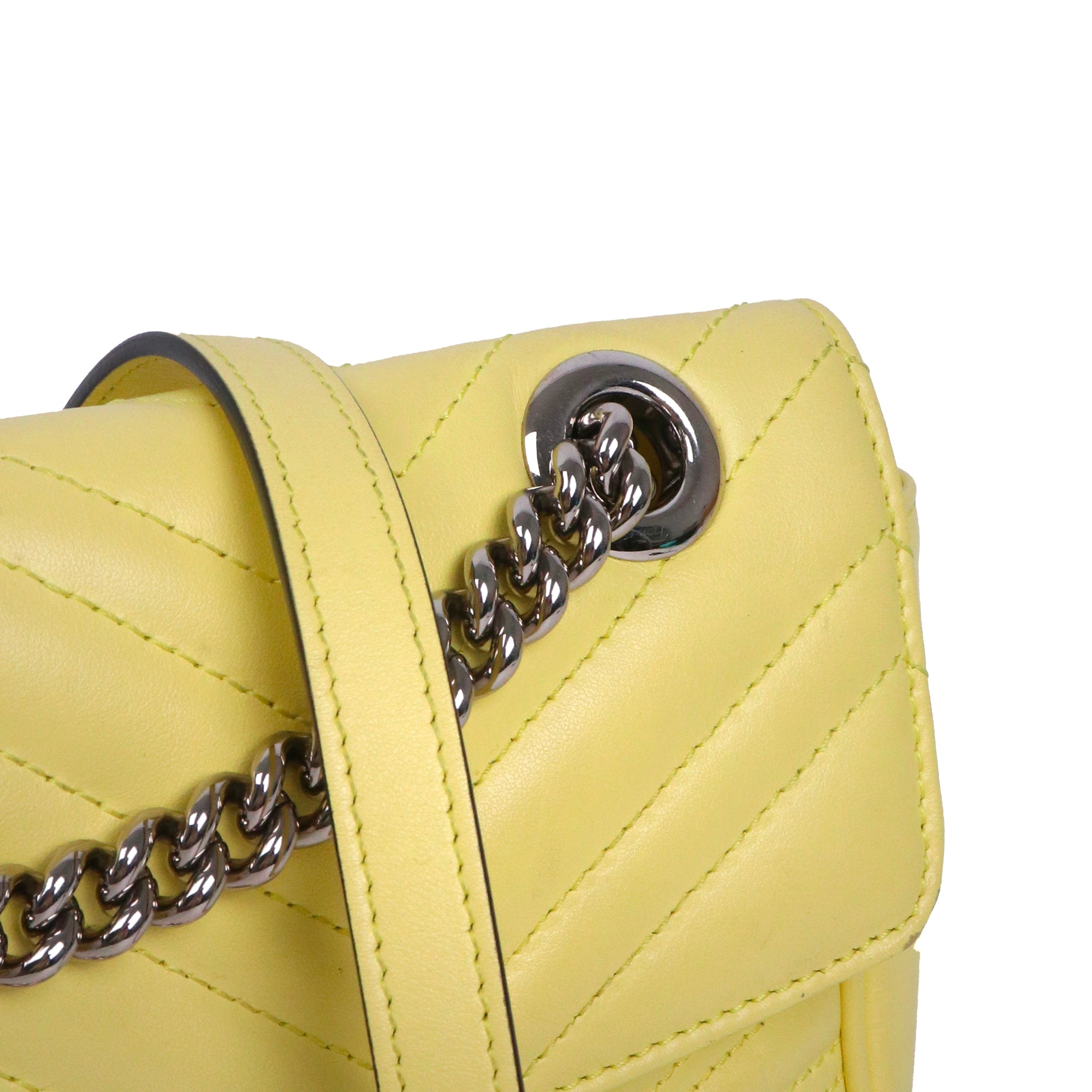GUCCI - Gucci Small Size GG Marmont shoulder bag in pink leather