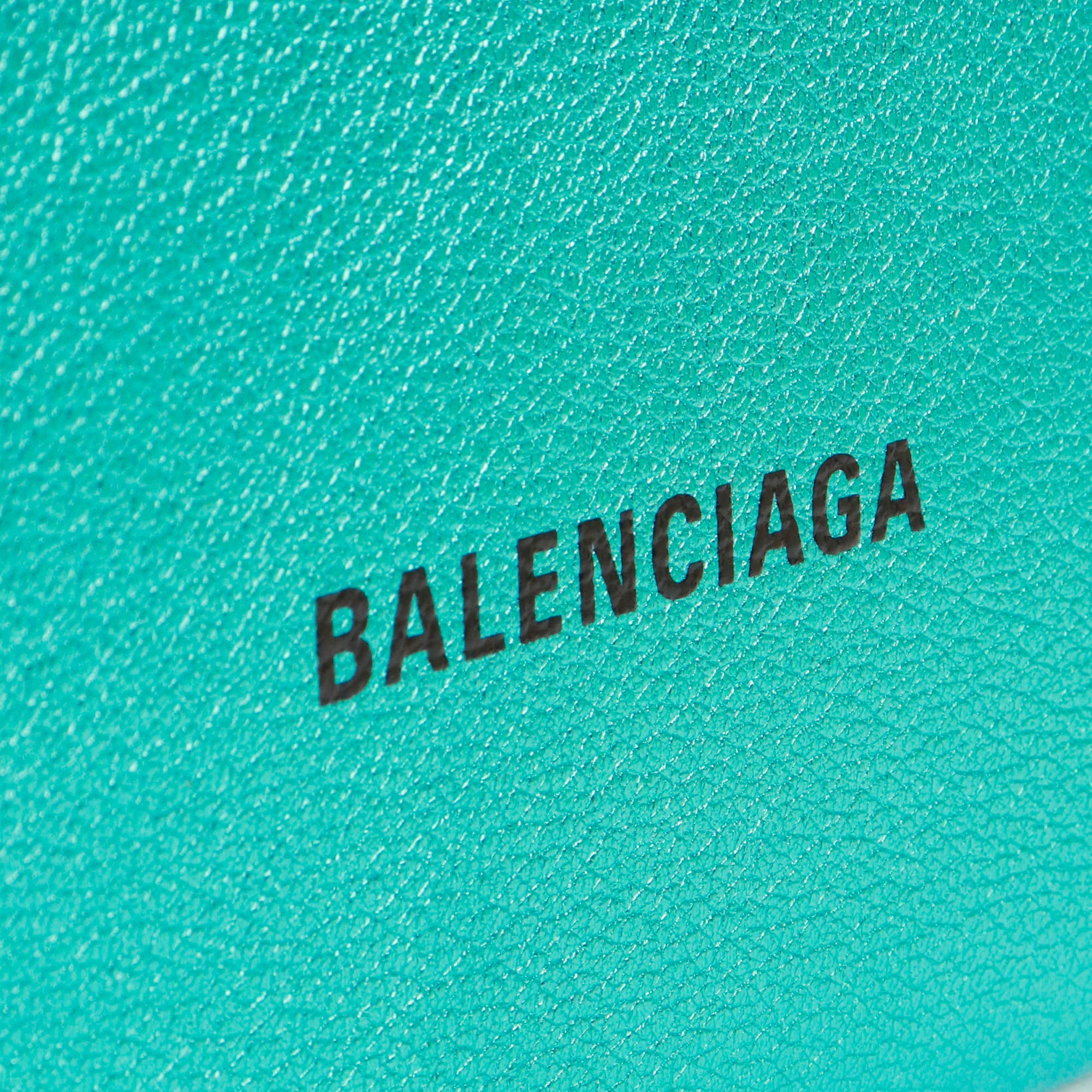 BALENCIAGA - Portefeuille Ville Balenciaga en cuir grainé bleu irisé