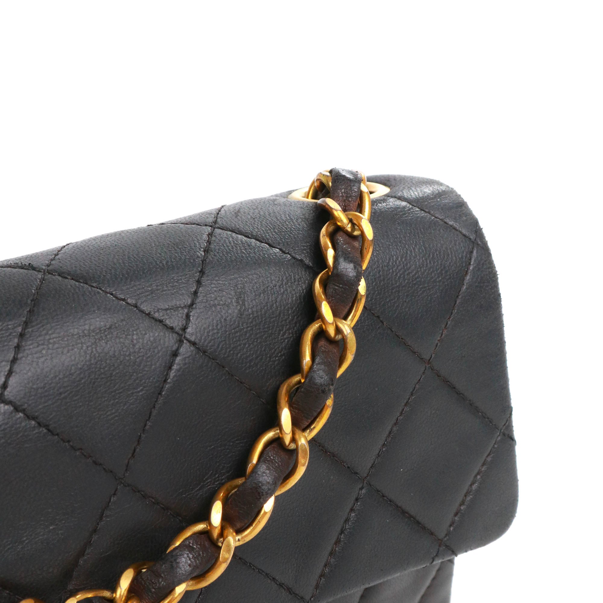 CHANEL - Sac à bandoulière Timeless/Classique Mini Square Chanel en cuir noir vintage