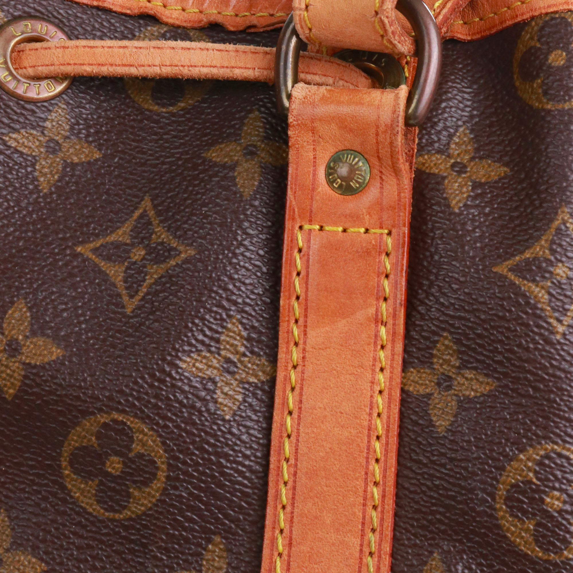 LOUIS VUITTON - Sac à main Noé Louis Vuitton en toile monogrammée vintage