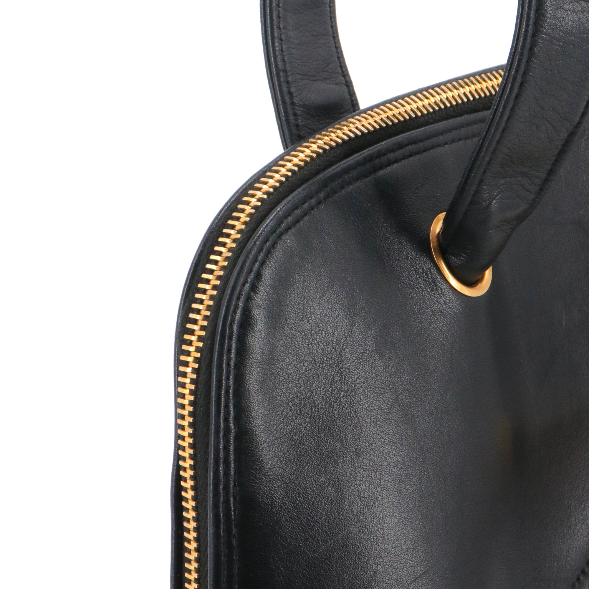 CHANEL - Sac à main Shopping Chanel en cuir lisse noir vintage