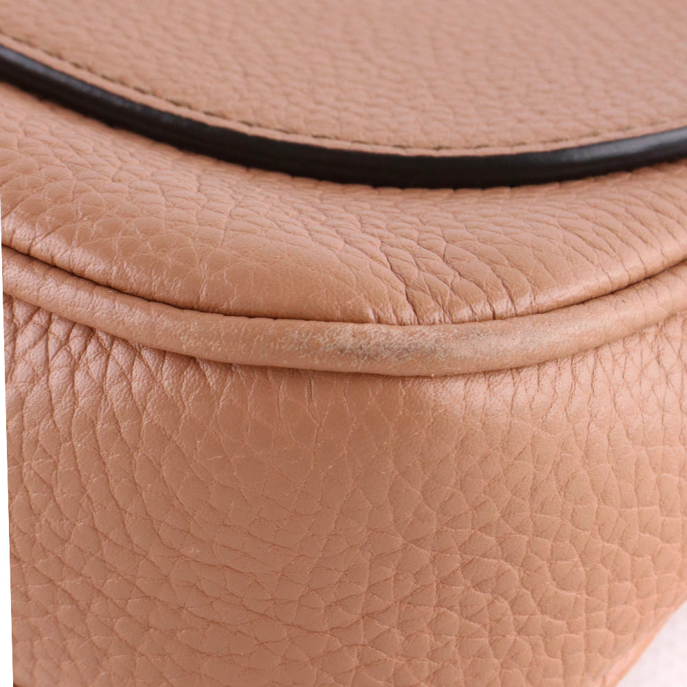 GUCCI - Sac à bandoulière Soho en cuir grainé nude