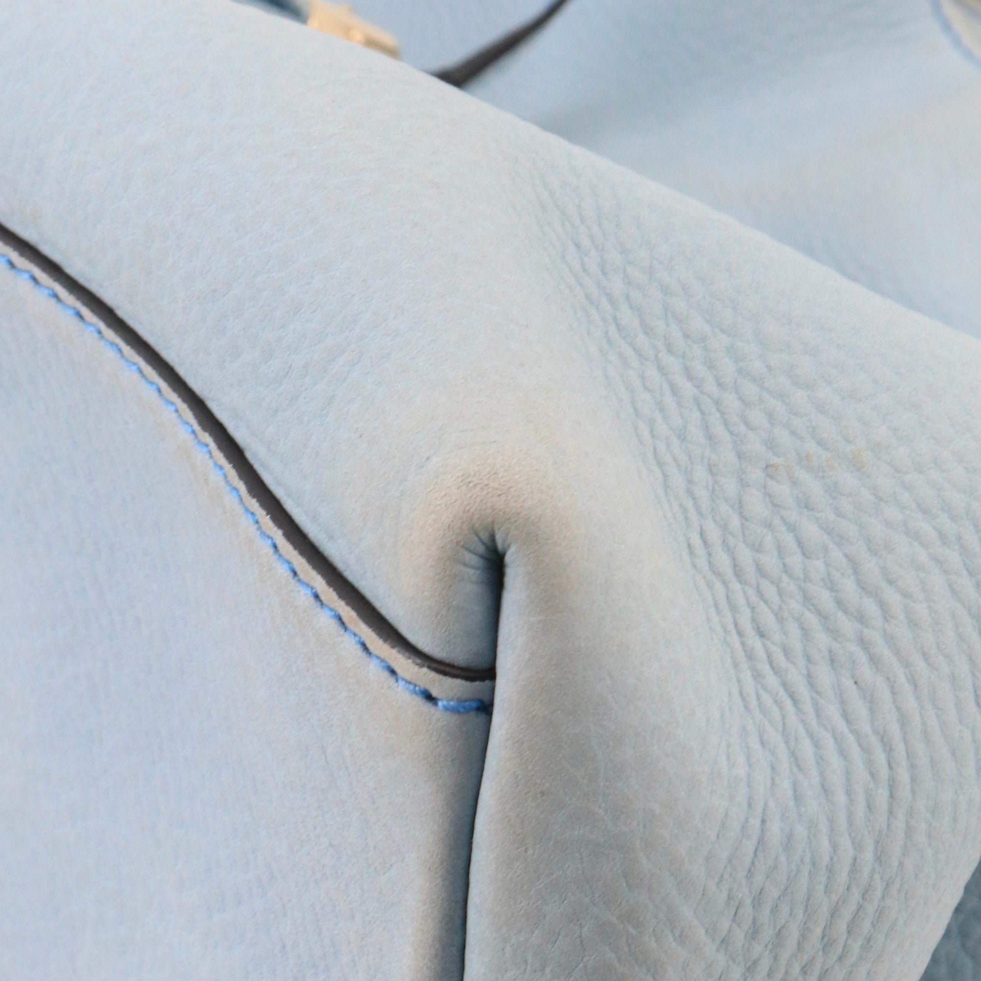 GUCCI - Sac cabas Soho Gucci en cuir grainé bleu clair