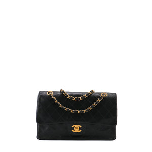 CHANEL - Sac à main Timeless/Classique medium Chanel double flap en cuir matelassé noir vintage