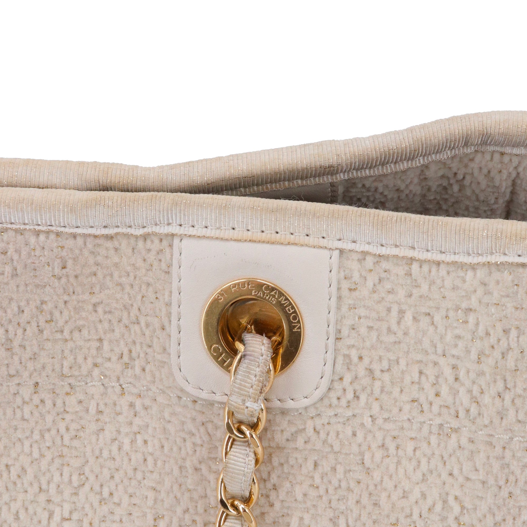 CHANEL - Sac Cabas Deauville Chanel en tweed beige