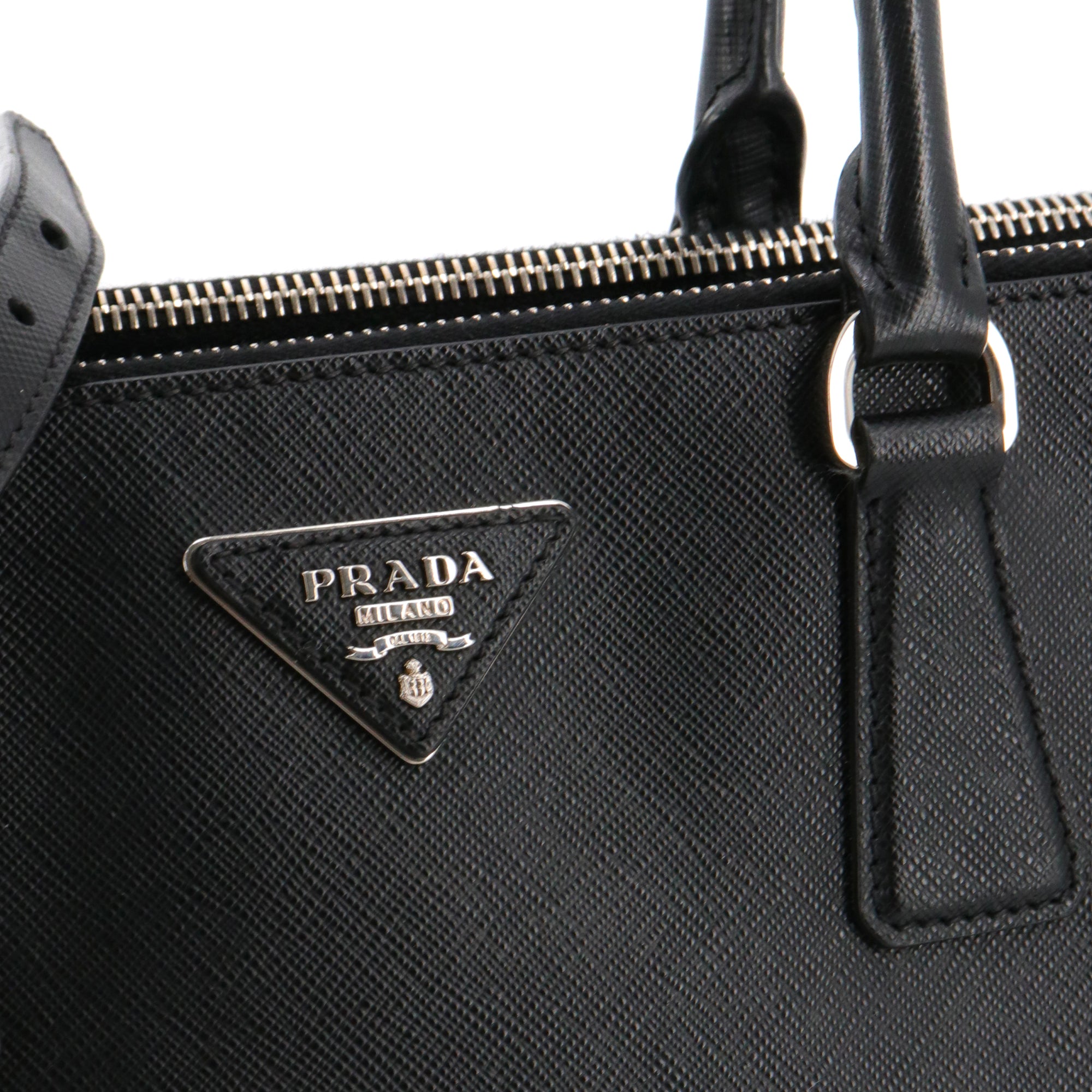 PRADA - Sac à main Galleria Prada en cuir grainé noir