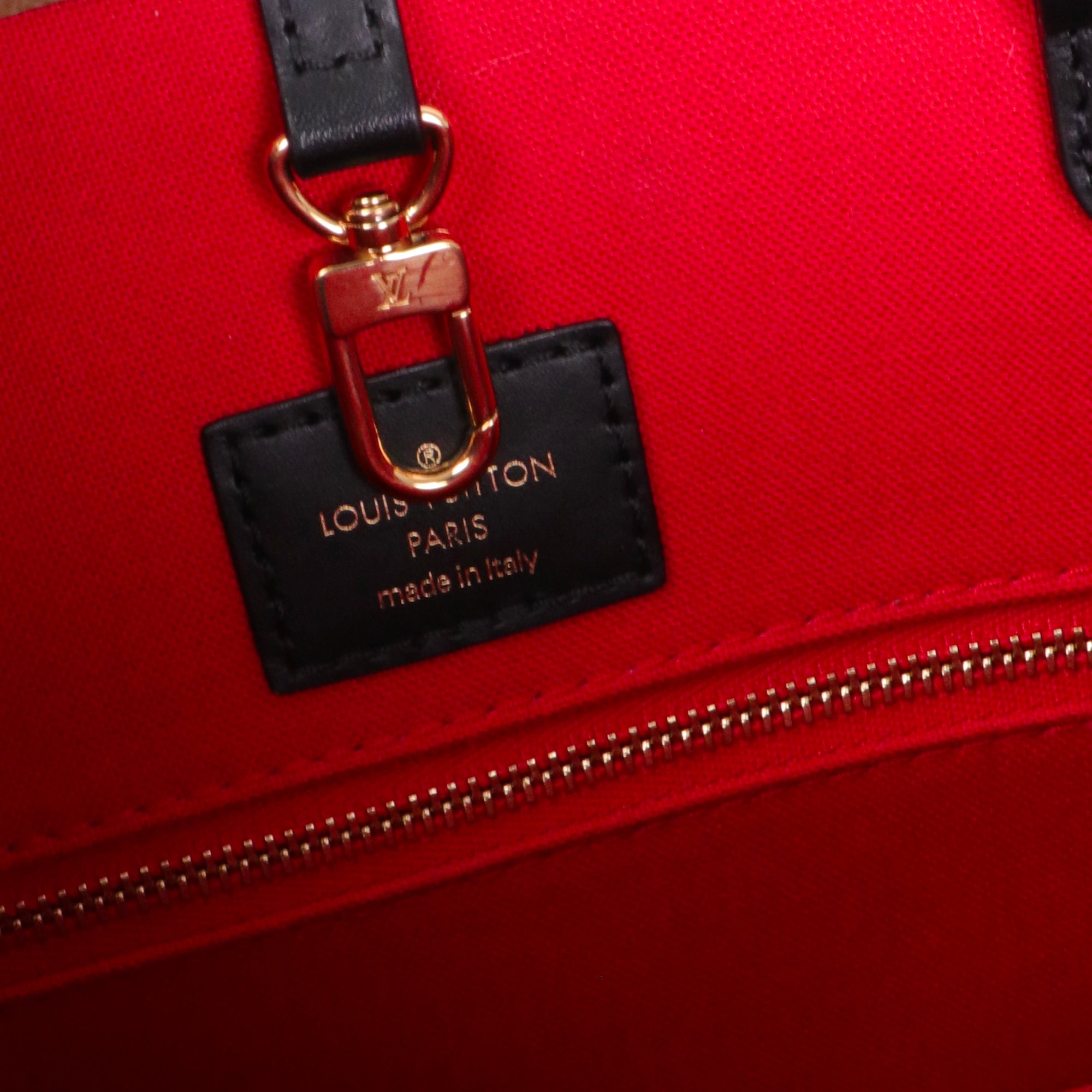 LOUIS VUITTON - Sac cabas Louis Vuitton OnTheGo GM en toile monogrammée