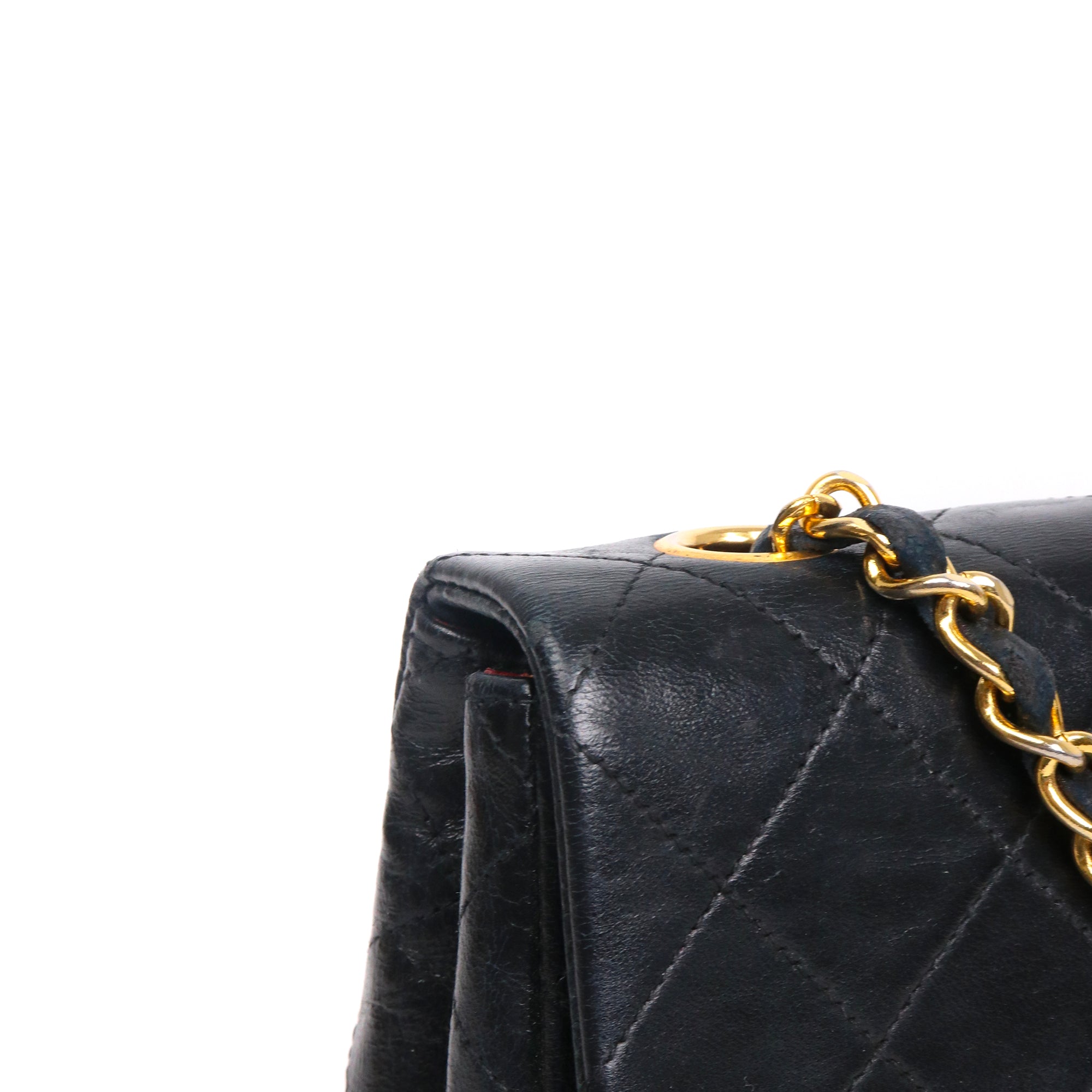 CHANEL - Sac à bandoulière Classique/Timeless Mini Square Chanel en cuir noir vintage