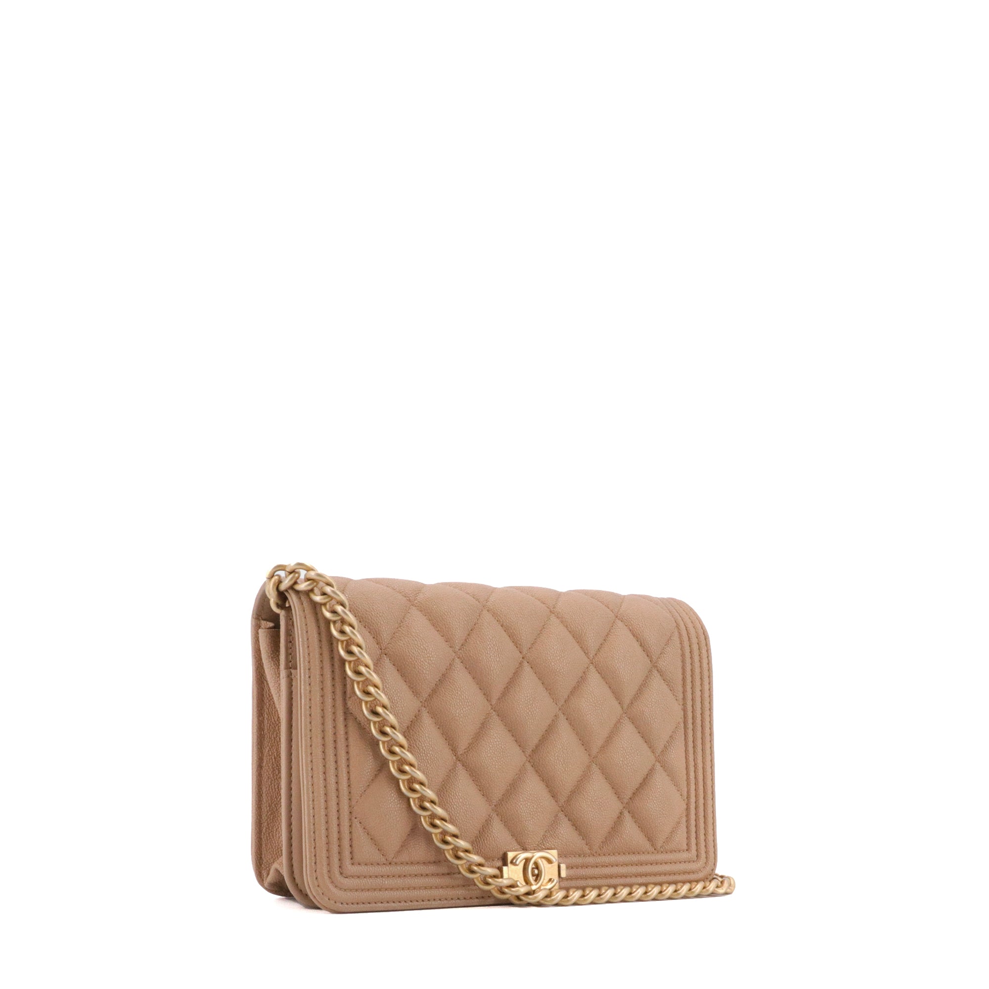 CHANEL - Sac à bandoulière Wallet On Chain Boy Chanel en cuir caviar beige