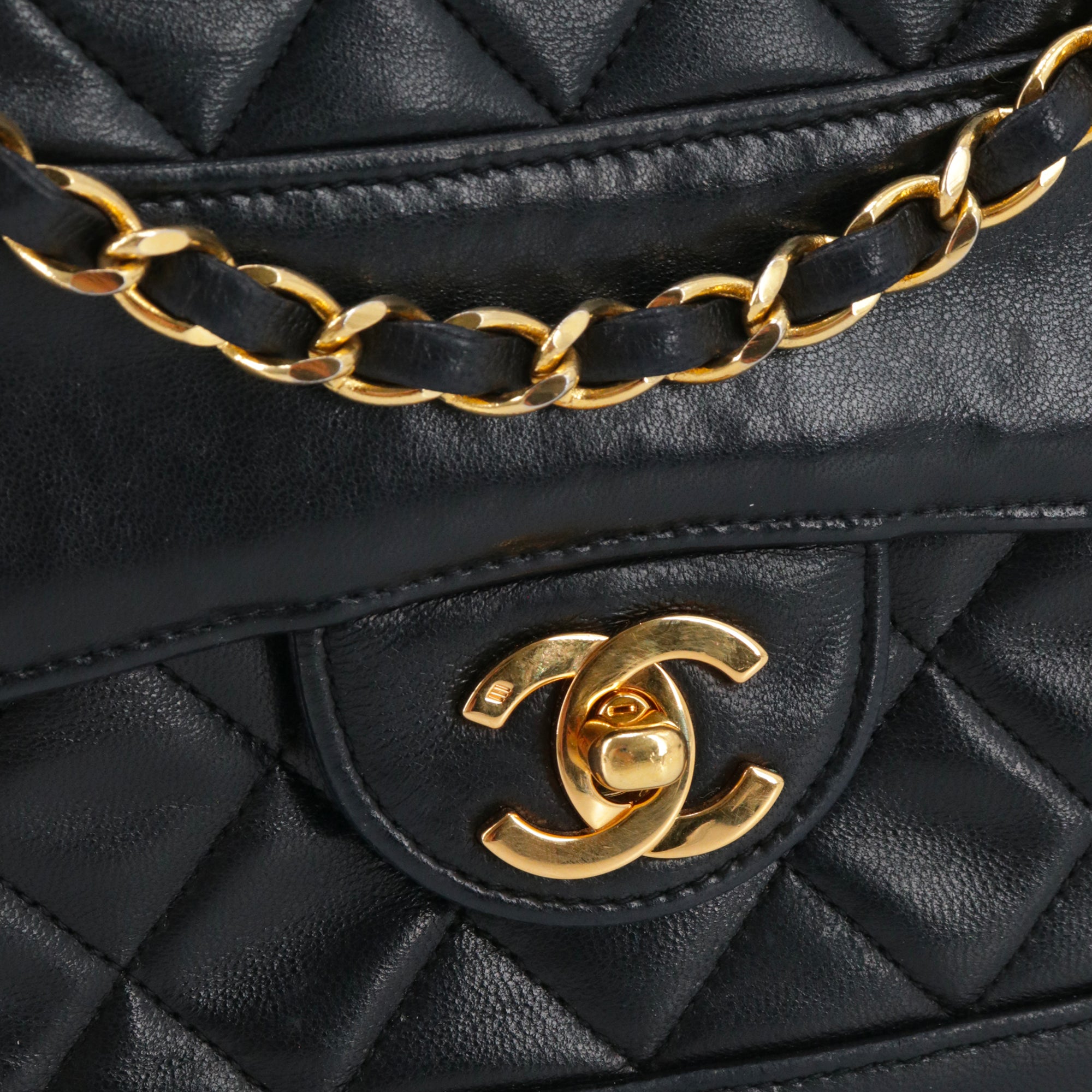GUCCI - GG Marmont Small Size shoulder bag in black leather