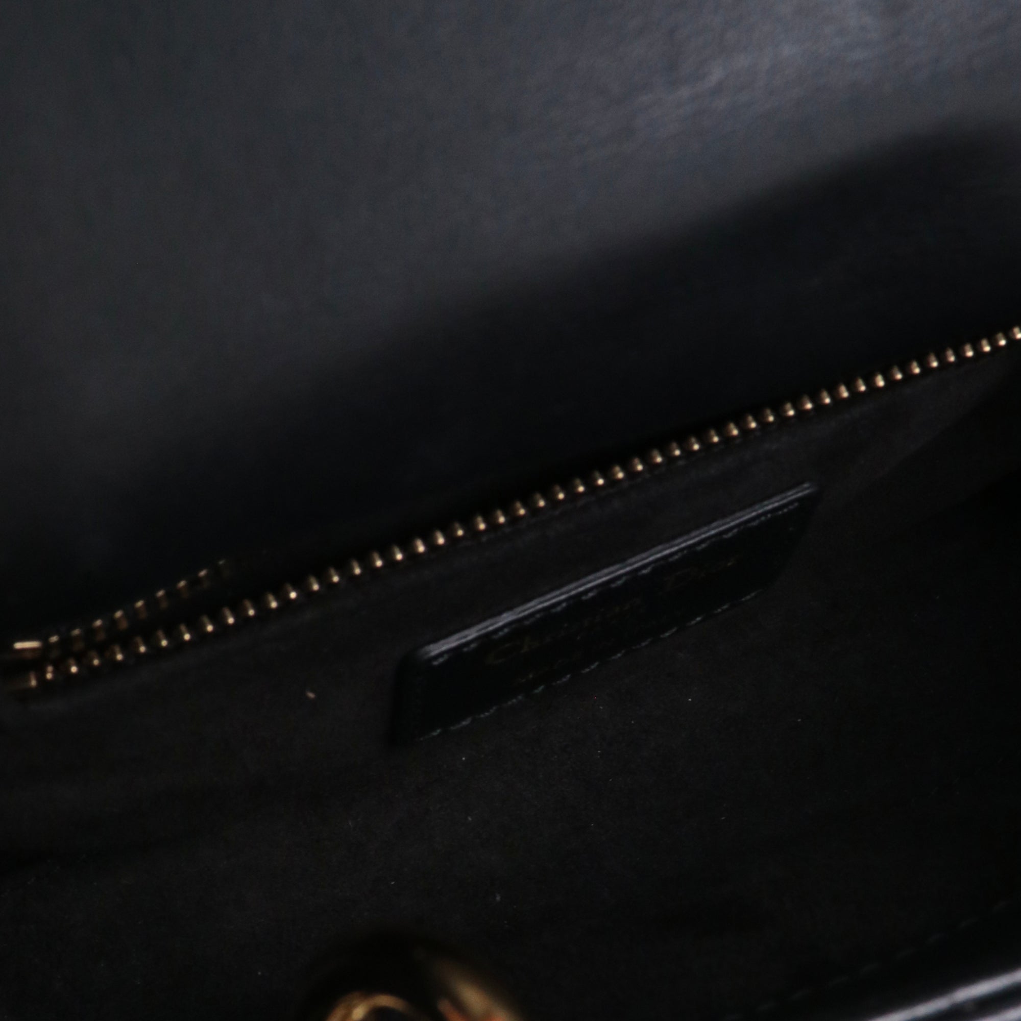 DIOR - Sac à main Lady Dior mini en cuir noir édition limitée