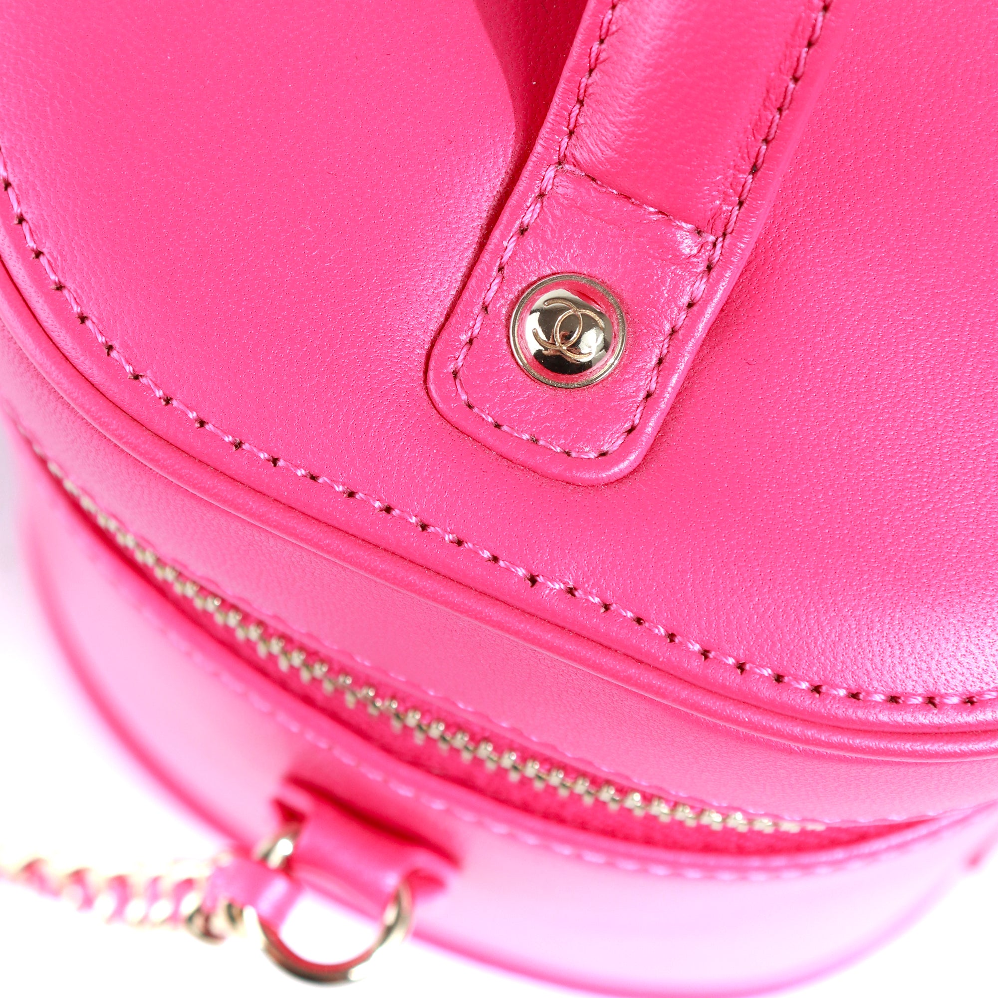CHANEL - Sac à bandoulière Vanity en cuir rose