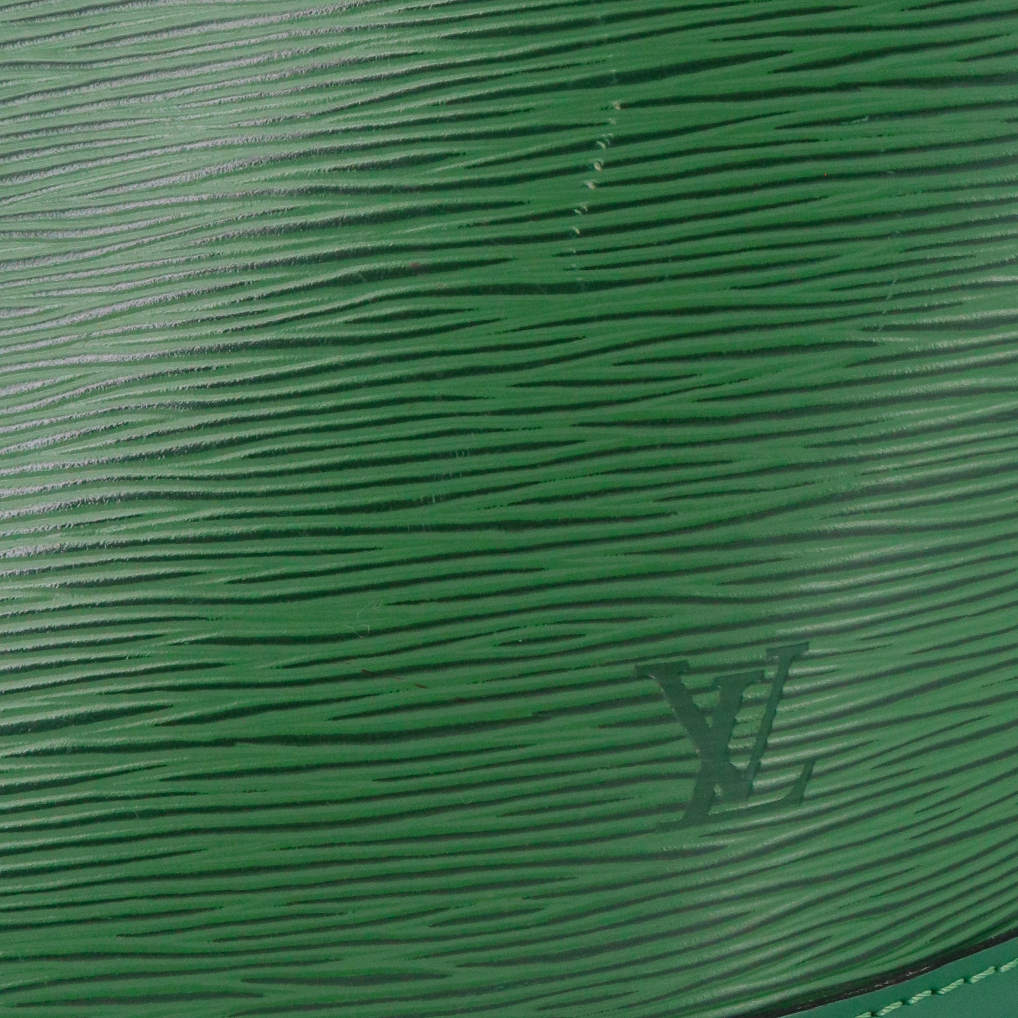 LOUIS VUITTON - Sac à main Saint Jacques Louis Vuitton en cuir épi vert
