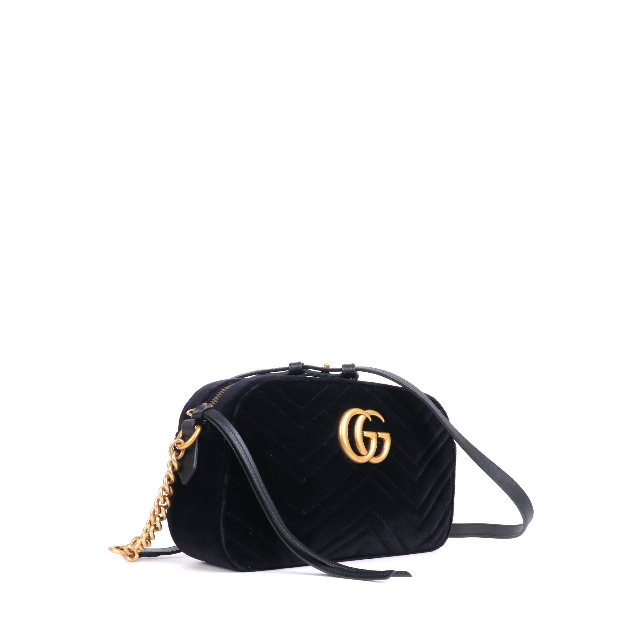 GUCCI - Marmont small size camera shoulder bag quilted in red velvet