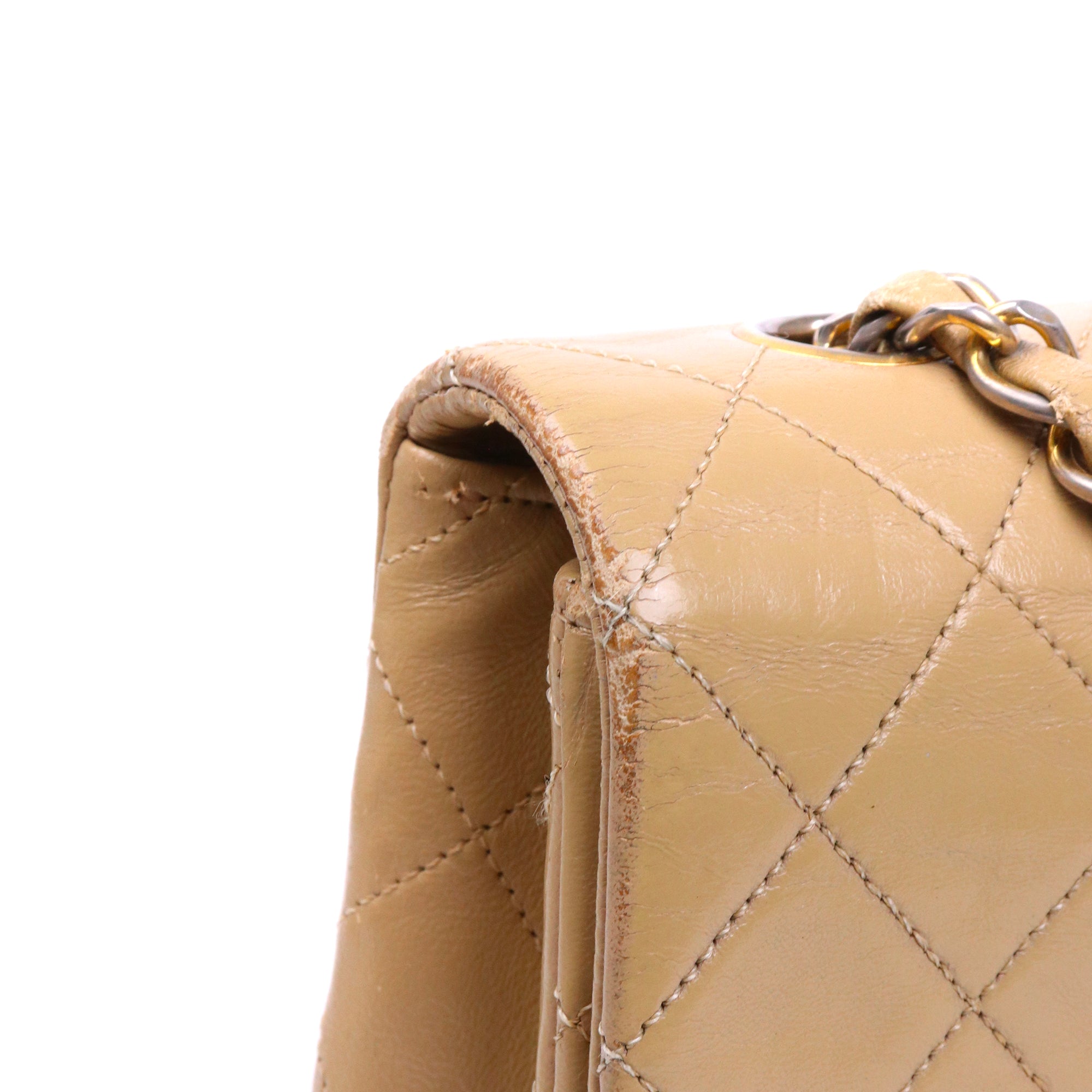 CHANEL - Sac à main Classique/Timeless Full Flap Chanel en cuir lisse beige vintage