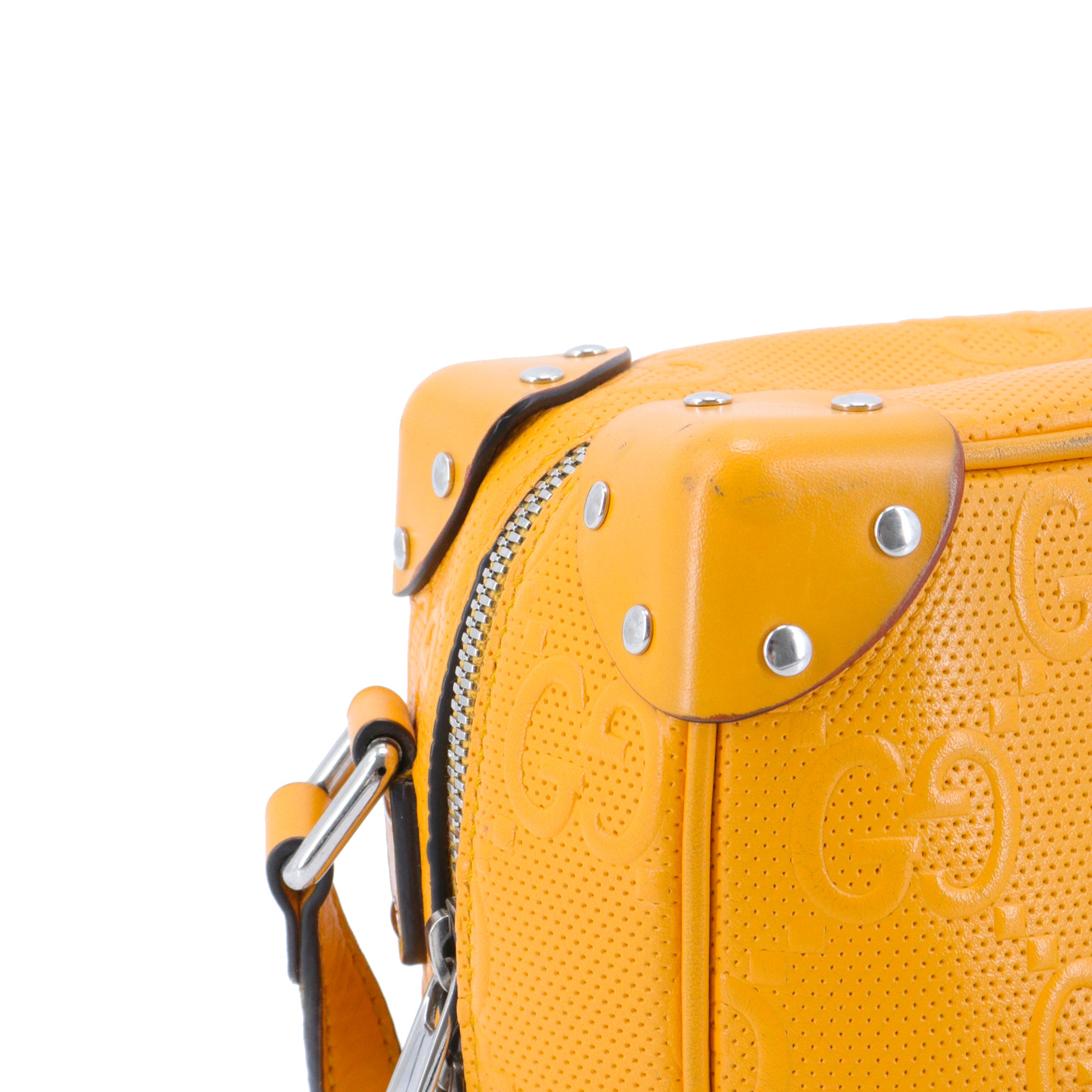 GUCCI - Sac à bandoulière Malle Gucci en cuir perforé jaune