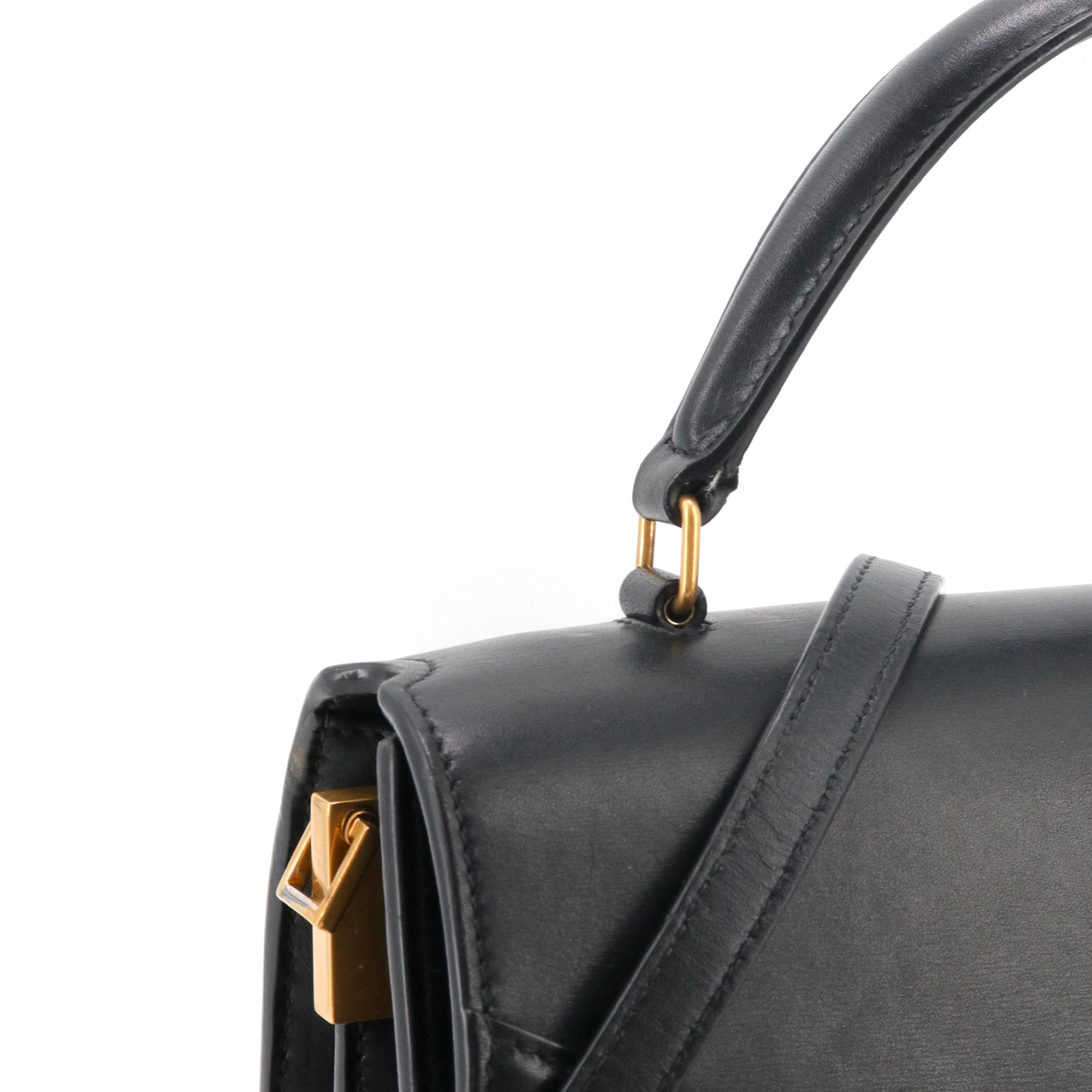 SAINT LAURENT - Sac à bandoulière Cassandra Top Handle medium Saint Laurent en cuir box noir