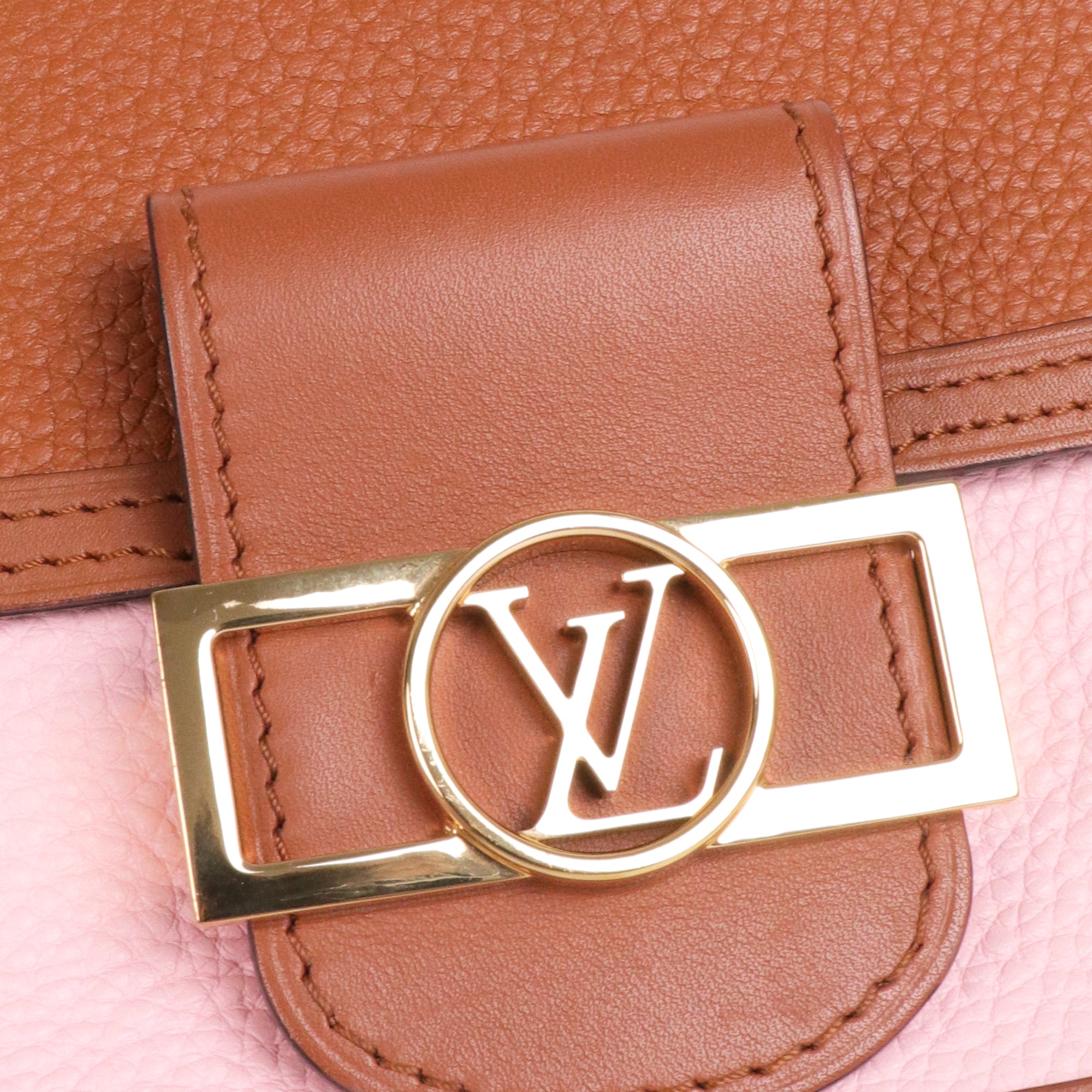 LOUIS VUITTON - Sac à bandoulière Dauphine mini Louis Vuitton en cuir grainé bicolore