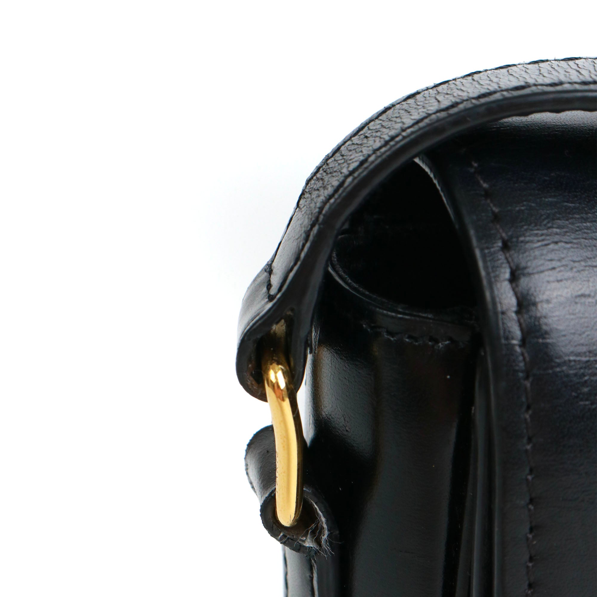 CELINE - Sac à bandoulière Triomphe teen Celine en cuir box noir