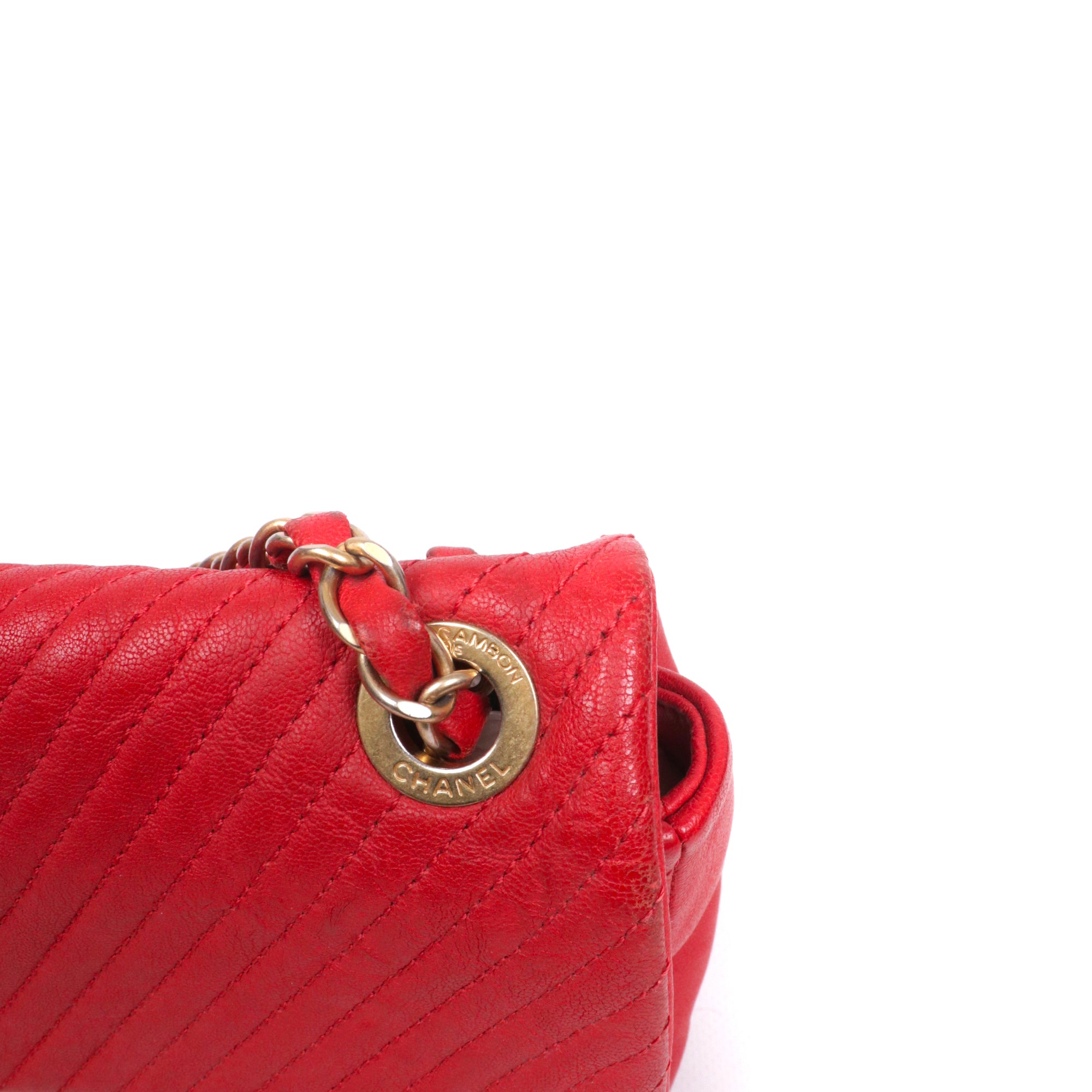 CHANEL - Sac à main Classique/Timeless Médaillon Chanel en cuir chevron rouge