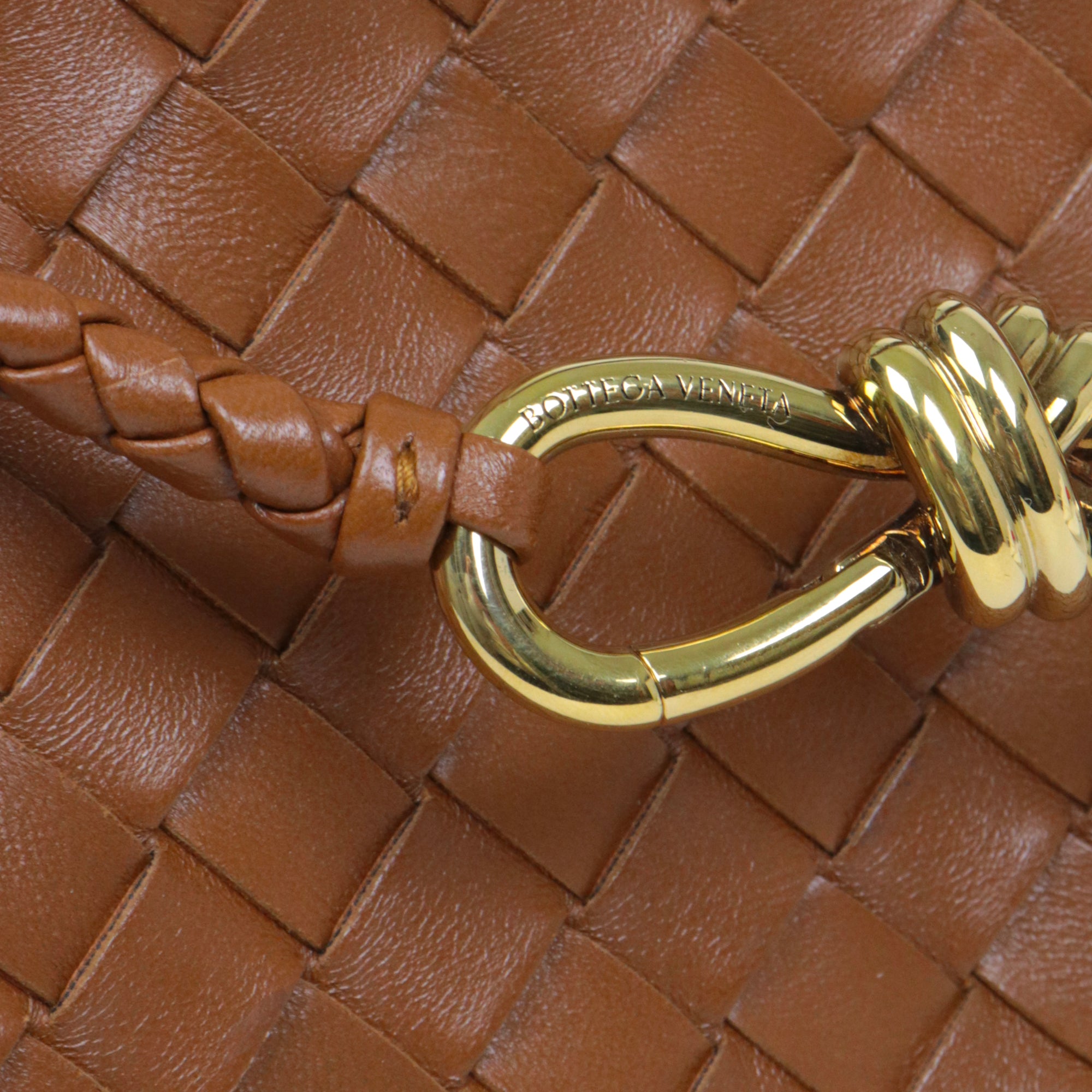 BOTTEGA VENETA - Sac à bandoulière Andiamo small Bottega Veneta en cuir marron