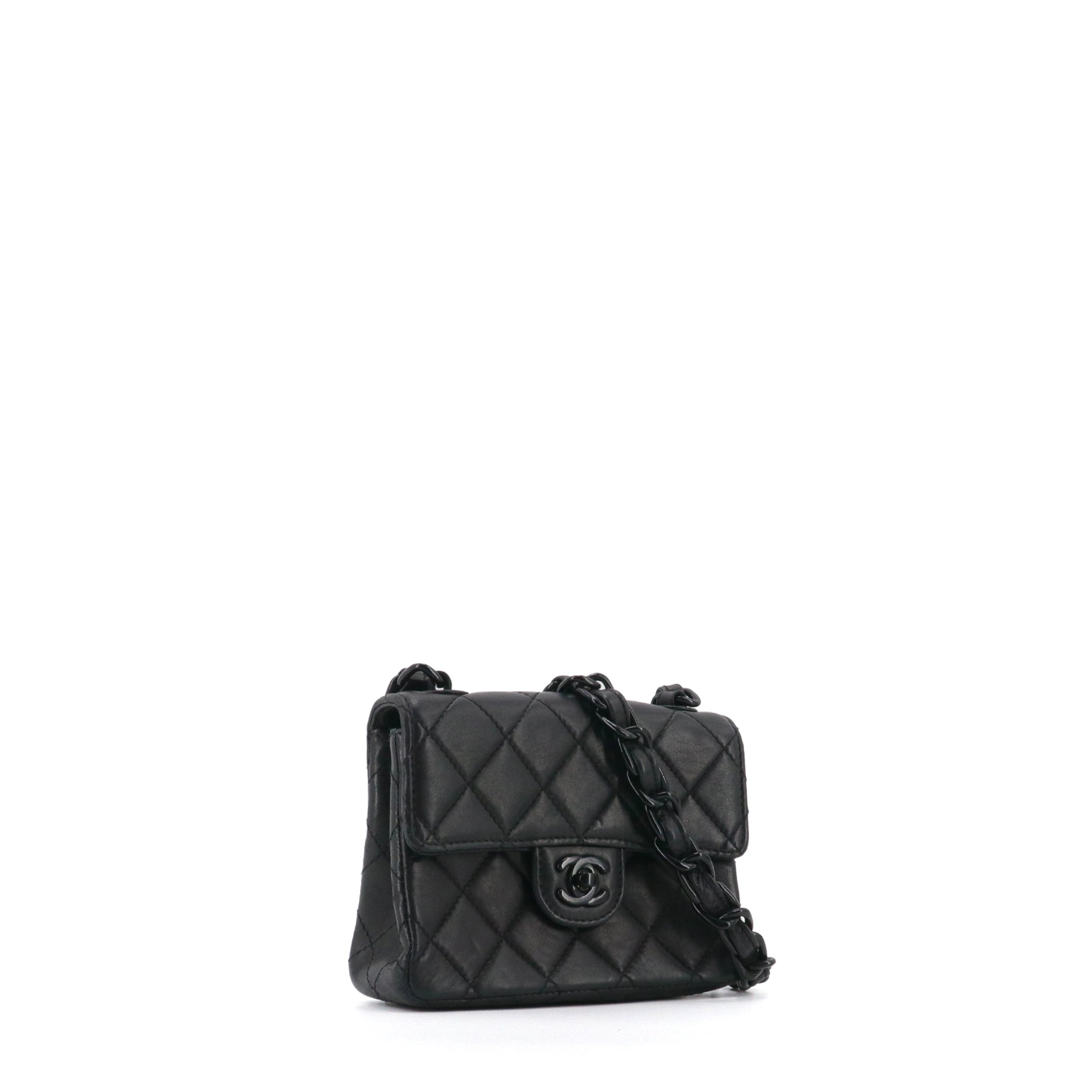 CHANEL - Sac à bandoulière Timeless Mini Square so black Chanel en cuir noir