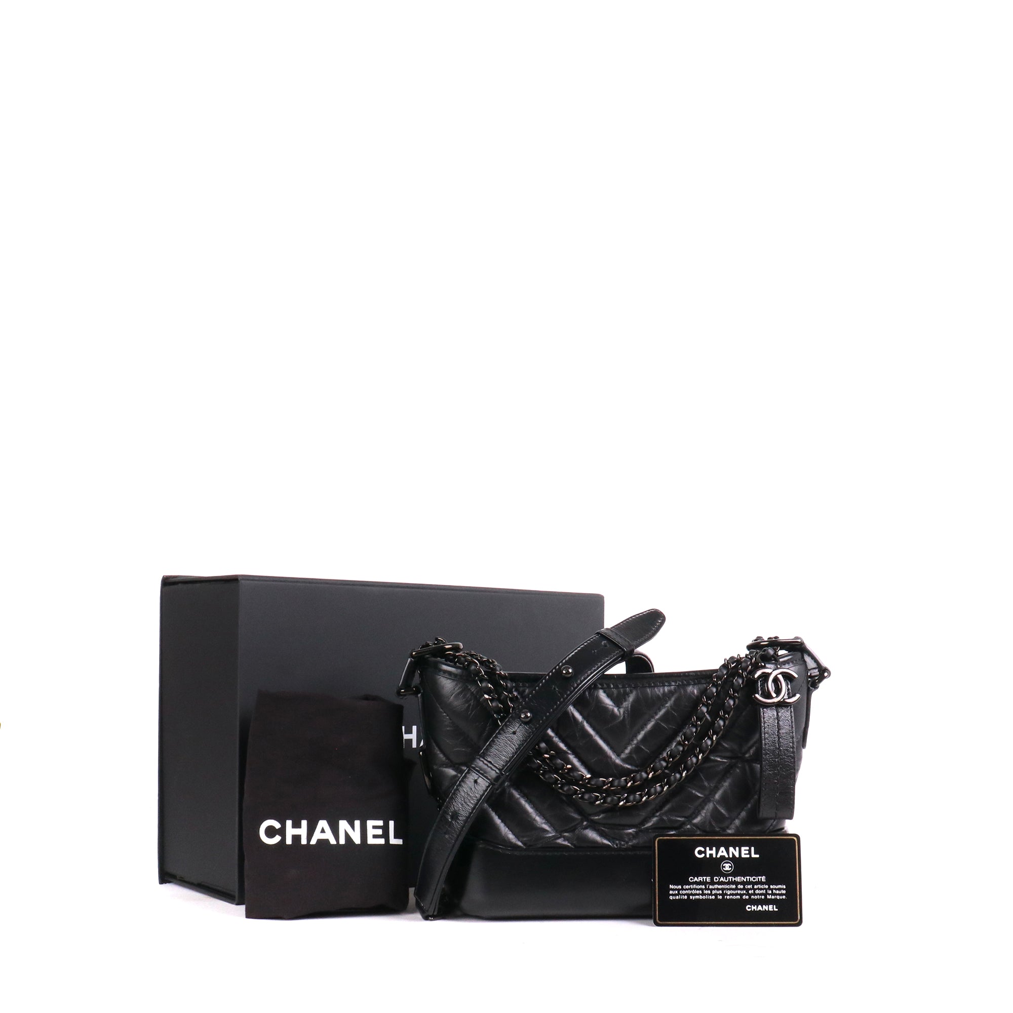 CHANEL - Sac à bandoulière Gabrielle So Black Chanel petit modèle en cuir lisse noir