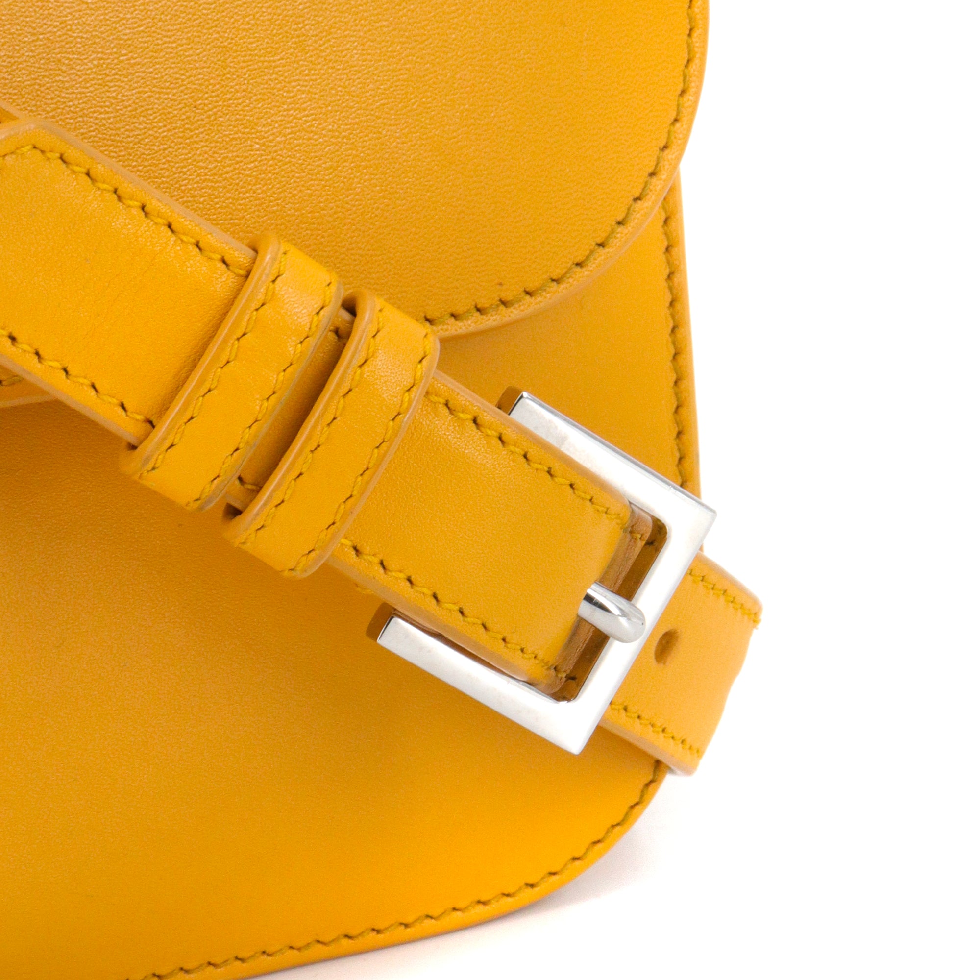 SAINT LAURENT - Sac à bandoulière Pavé Satchel Saint Laurent en cuir jaune moutarde