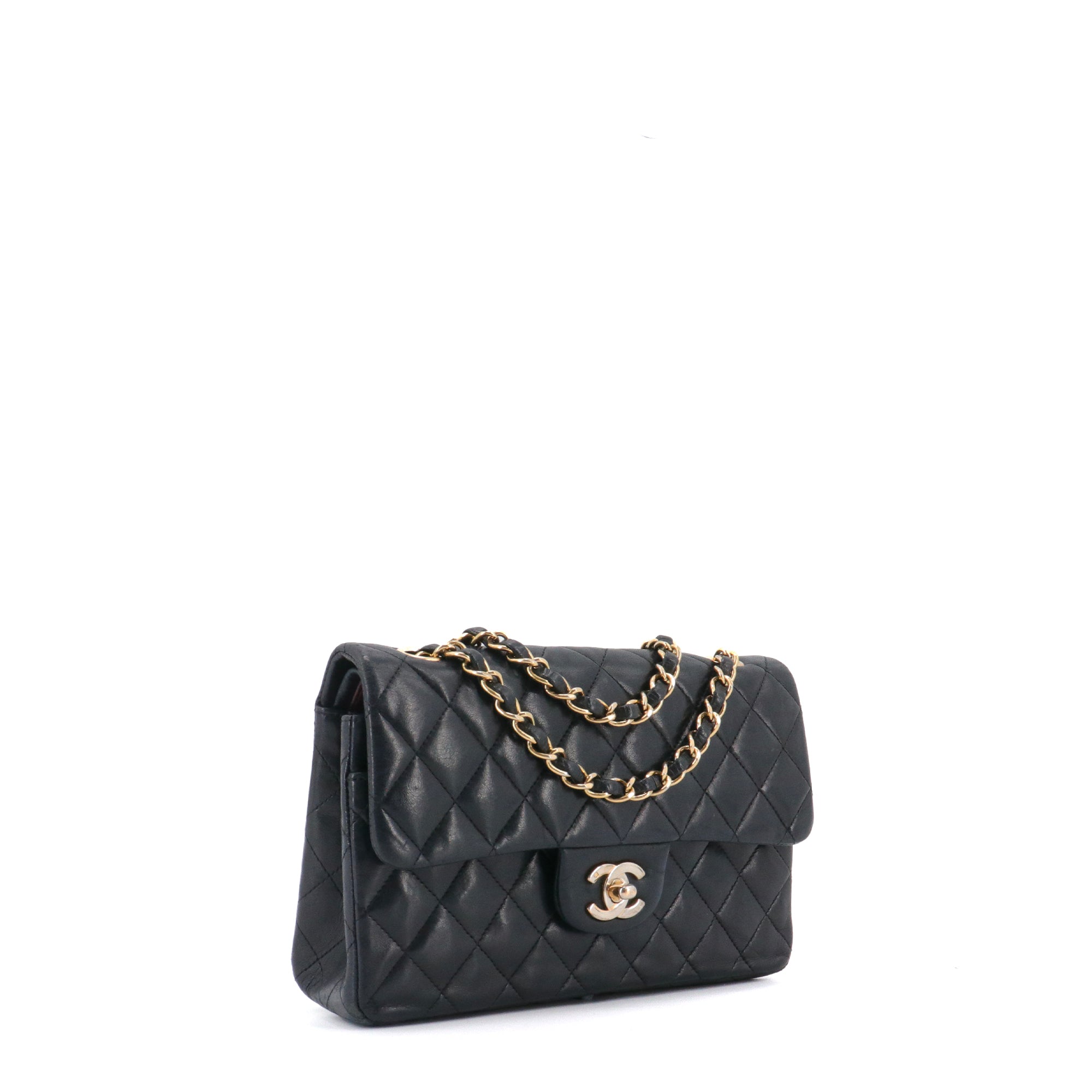 CHANEL - Sac à main Classique/Timeless 23 Chanel double flap en cuir matelassé noir