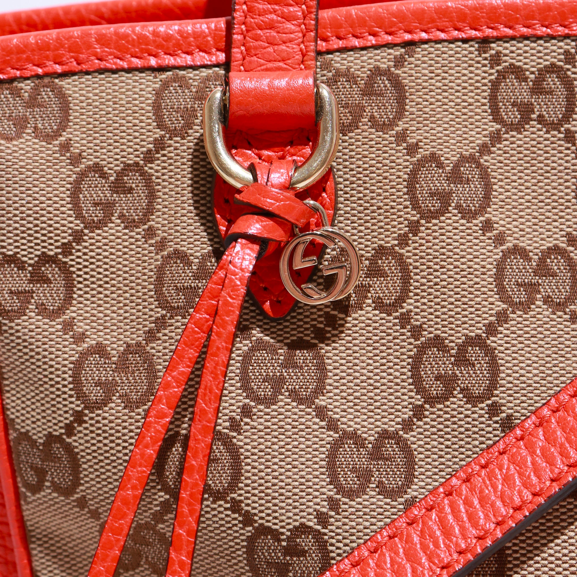 GUCCI - Sac à bandoulière Suprême GG en toile et cuir grainé orange
