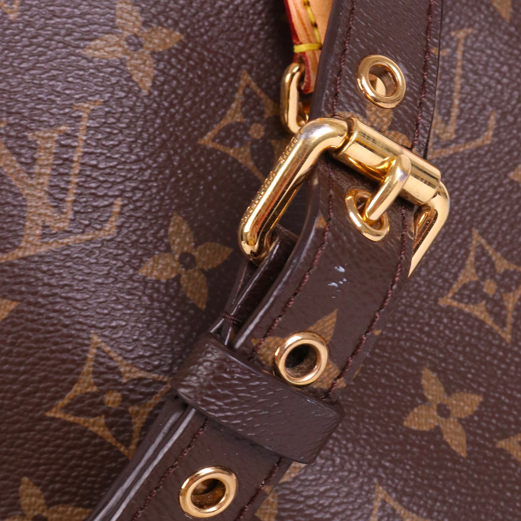 LOUIS VUITTON - Sac à main Pallas Louis Vuitton en toile monogrammée