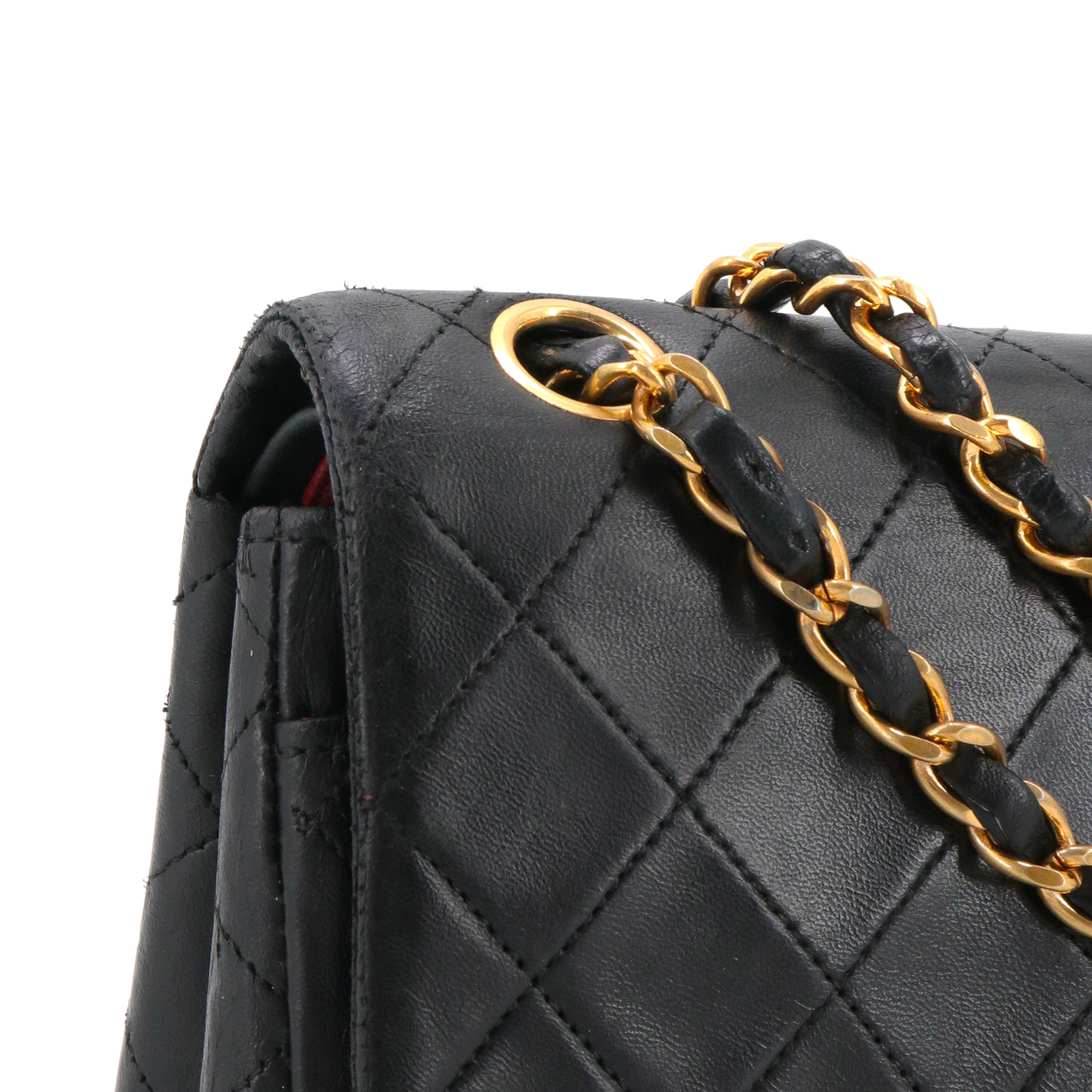 CHANEL - Sac à bandoulière Classique/Timeless small Chanel en cuir lisse noir vintage