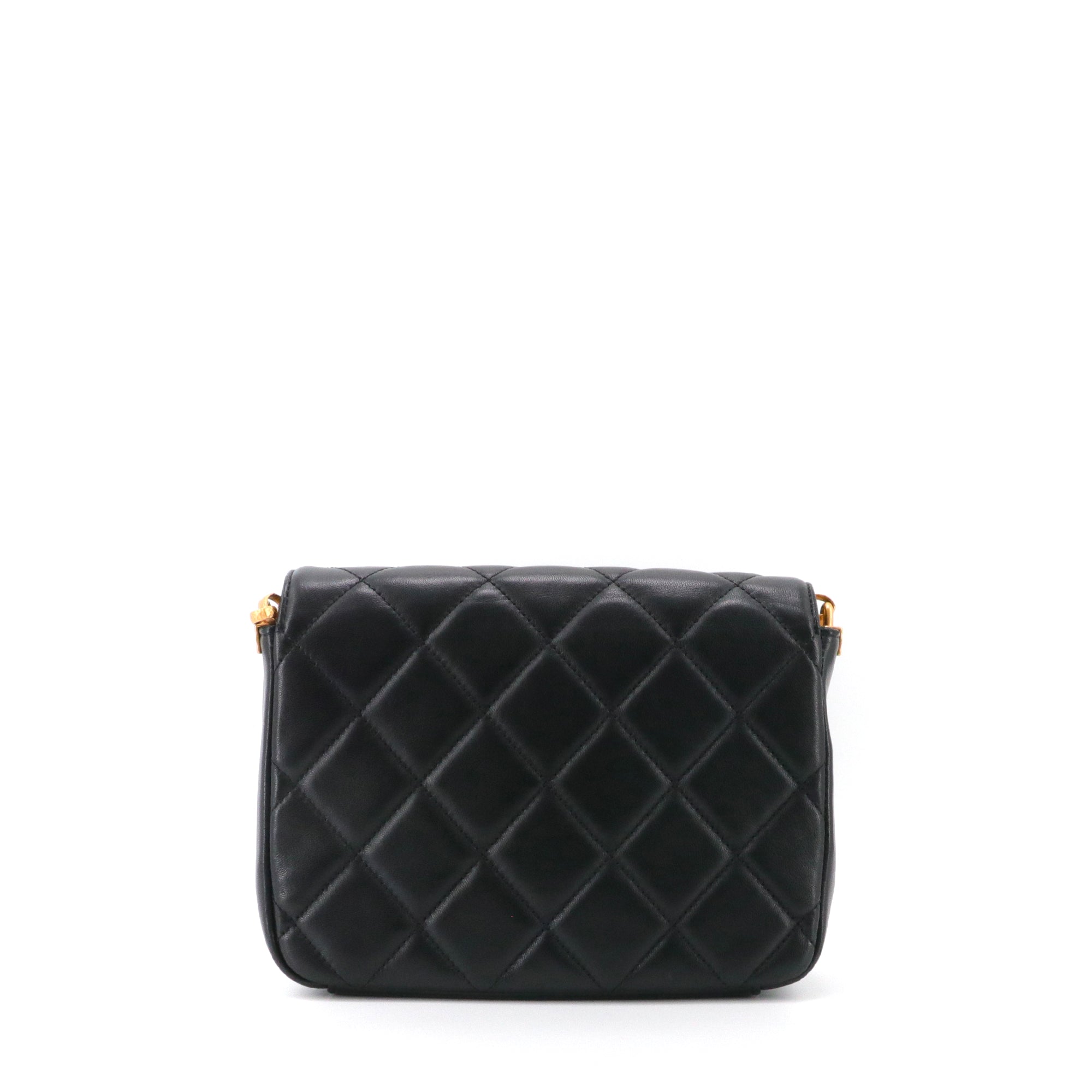 CHANEL - Sac à bandoulière Timeless CC Coin Chanel en cuir lisse noir
