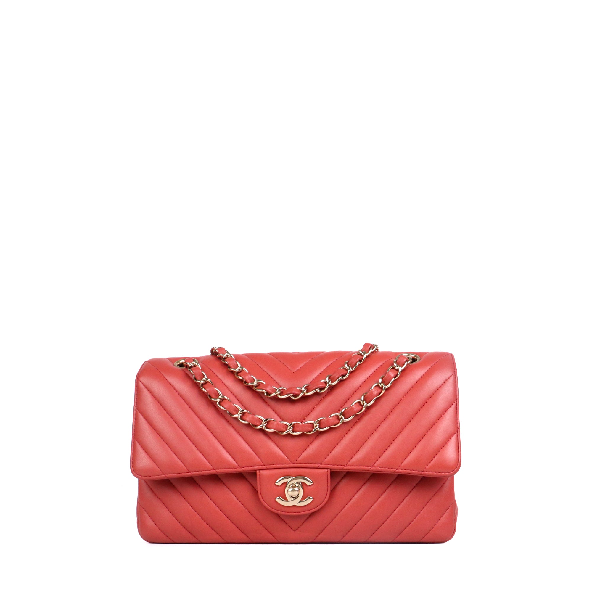 CHANEL - Sac à main Timeless/Classique medium double flap Chanel en cuir lisse chevron rose