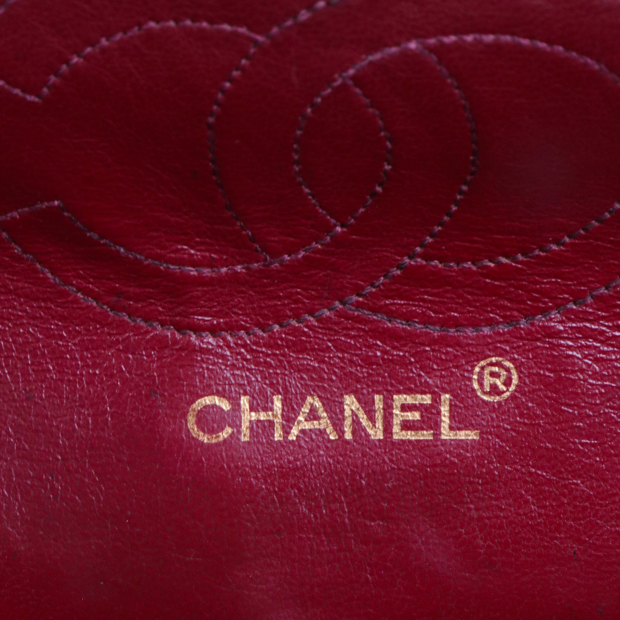 CHANEL - Sac à main Timeless/Classique medium Chanel double flap en cuir matelassé noir vintage