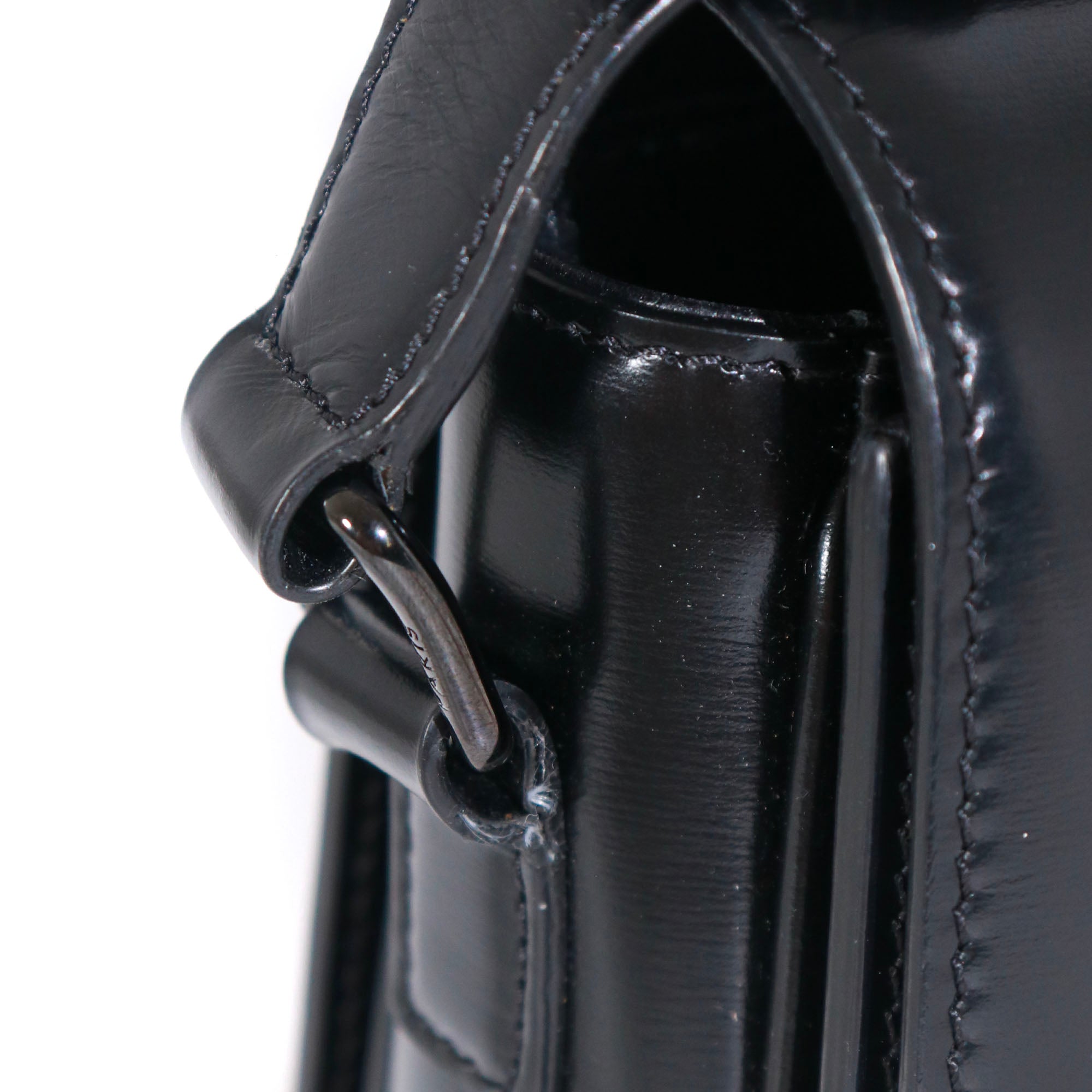 CELINE - Sac à bandoulière Triomphe medium en cuir box noir