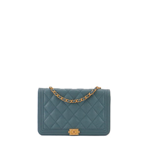 CHANEL - Sac à bandoulière Wallet On Chain Boy Chanel en cuir caviar bleu