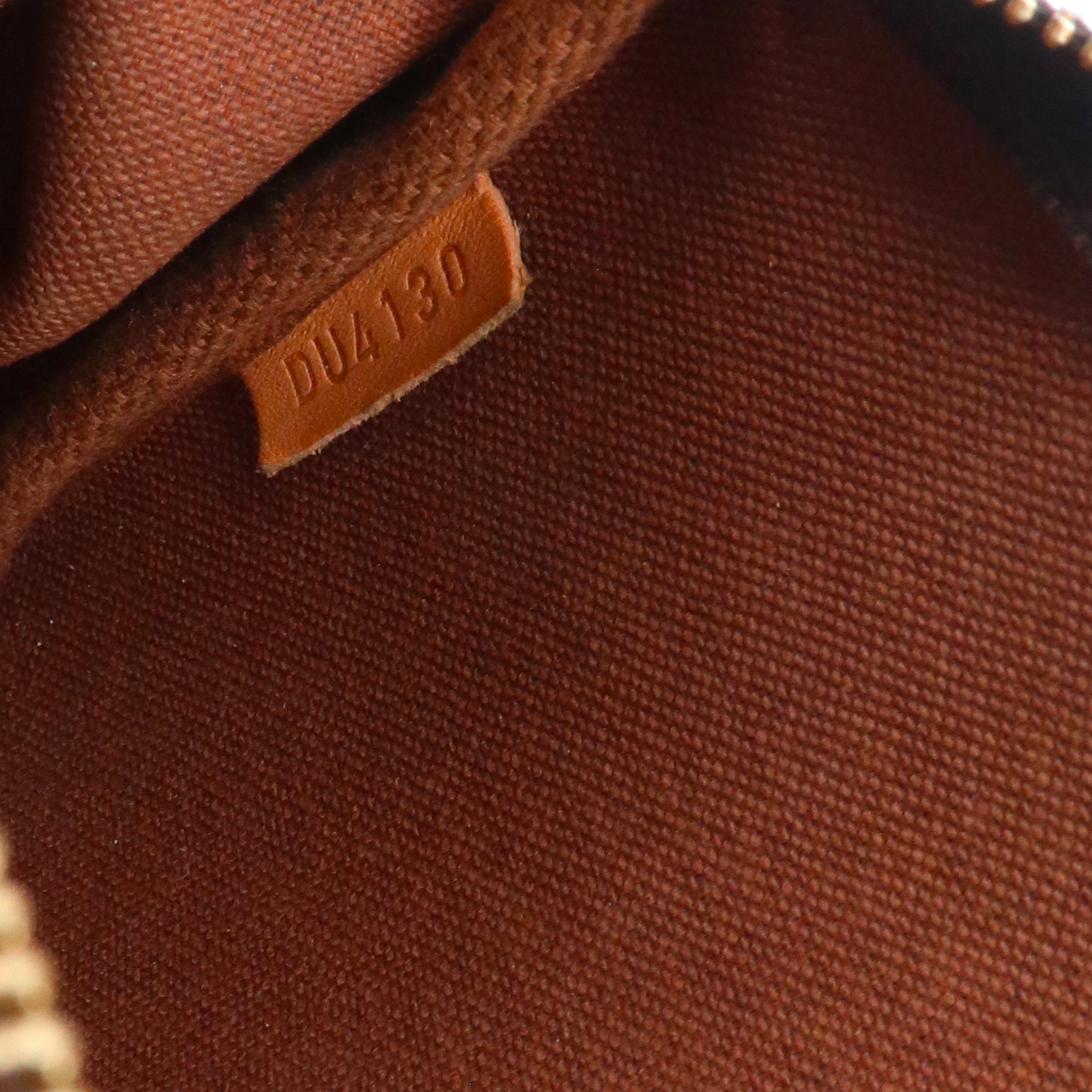 LOUIS VUITTON - Sac à bandoulière Eva Louis Vuitton en toile monogrammée